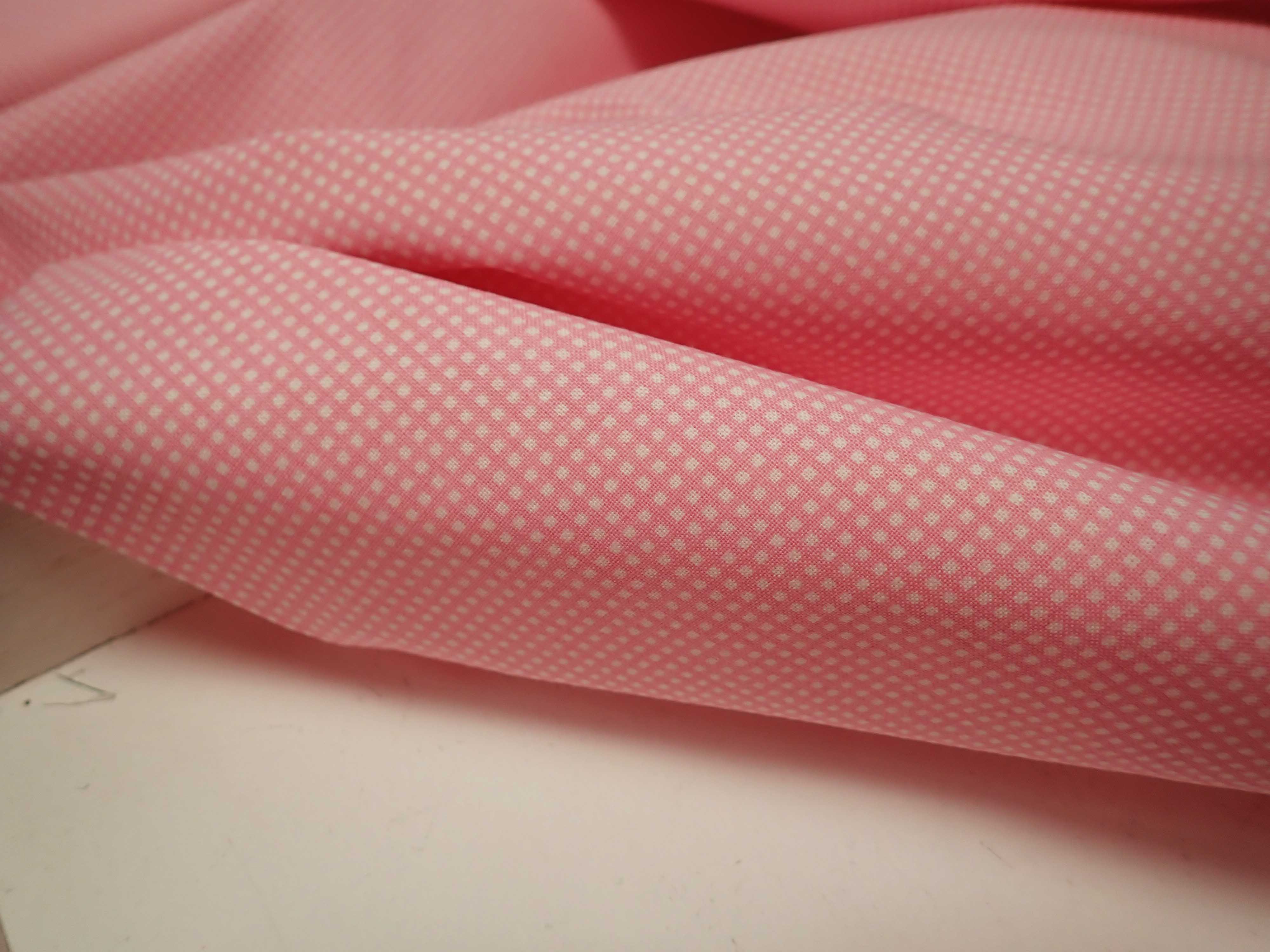 LÁTKA - RŮŽOVÁ DROBNÁ KOSTIČKA