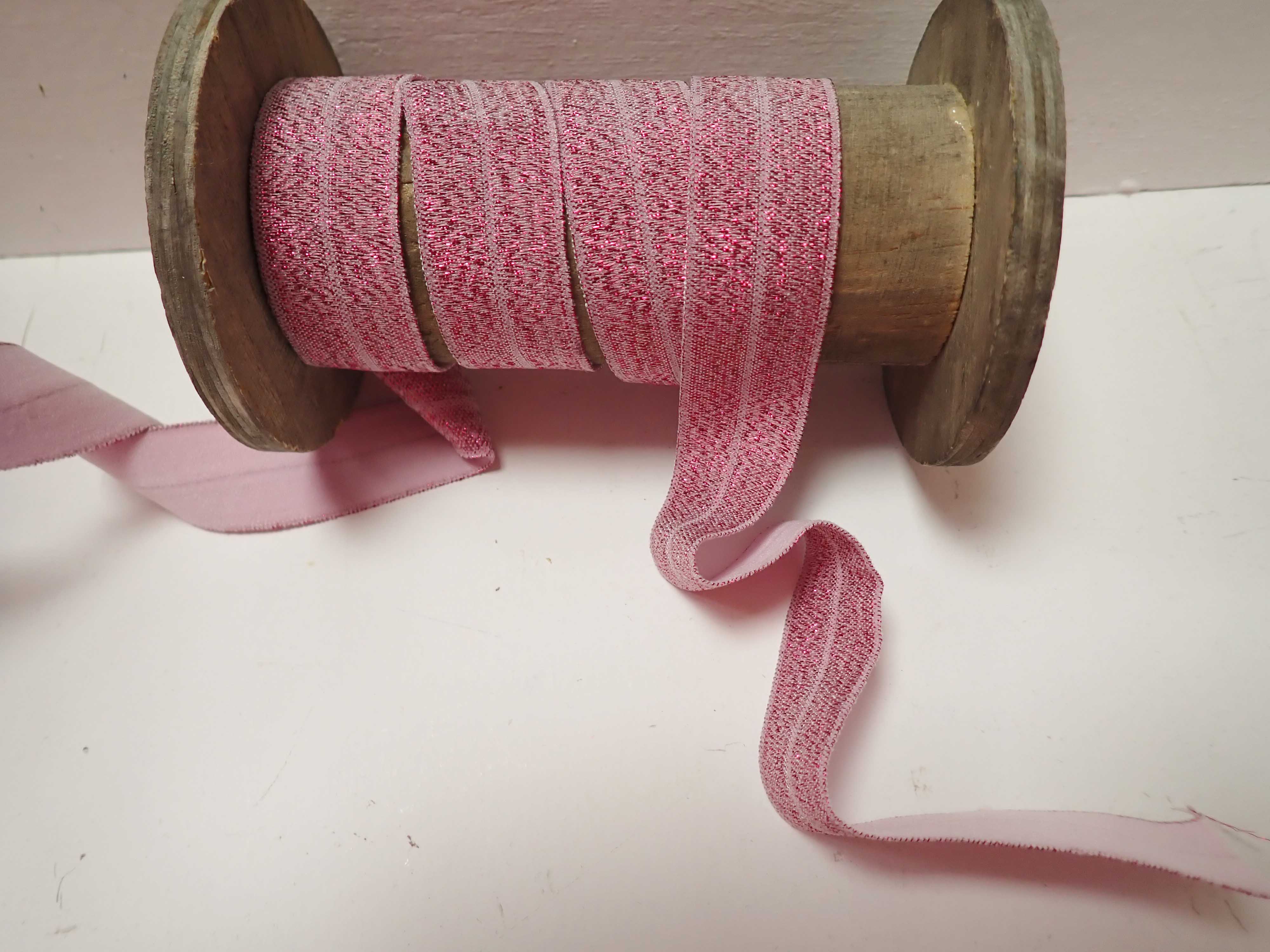 ELASTICKÝ ŠIKMÝ PROUŽEK - RŮŽOVÝ S GLITRY