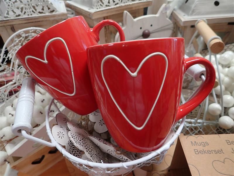 HRNÍČEK - ČERVENÝ + SRDCE