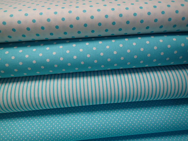 LÁTKA - BÍLÁ + MENTOLOVÉ PUNTÍKY