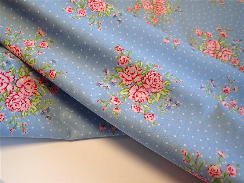 LÁTKA - MODRÁ + RŮŽIČKY