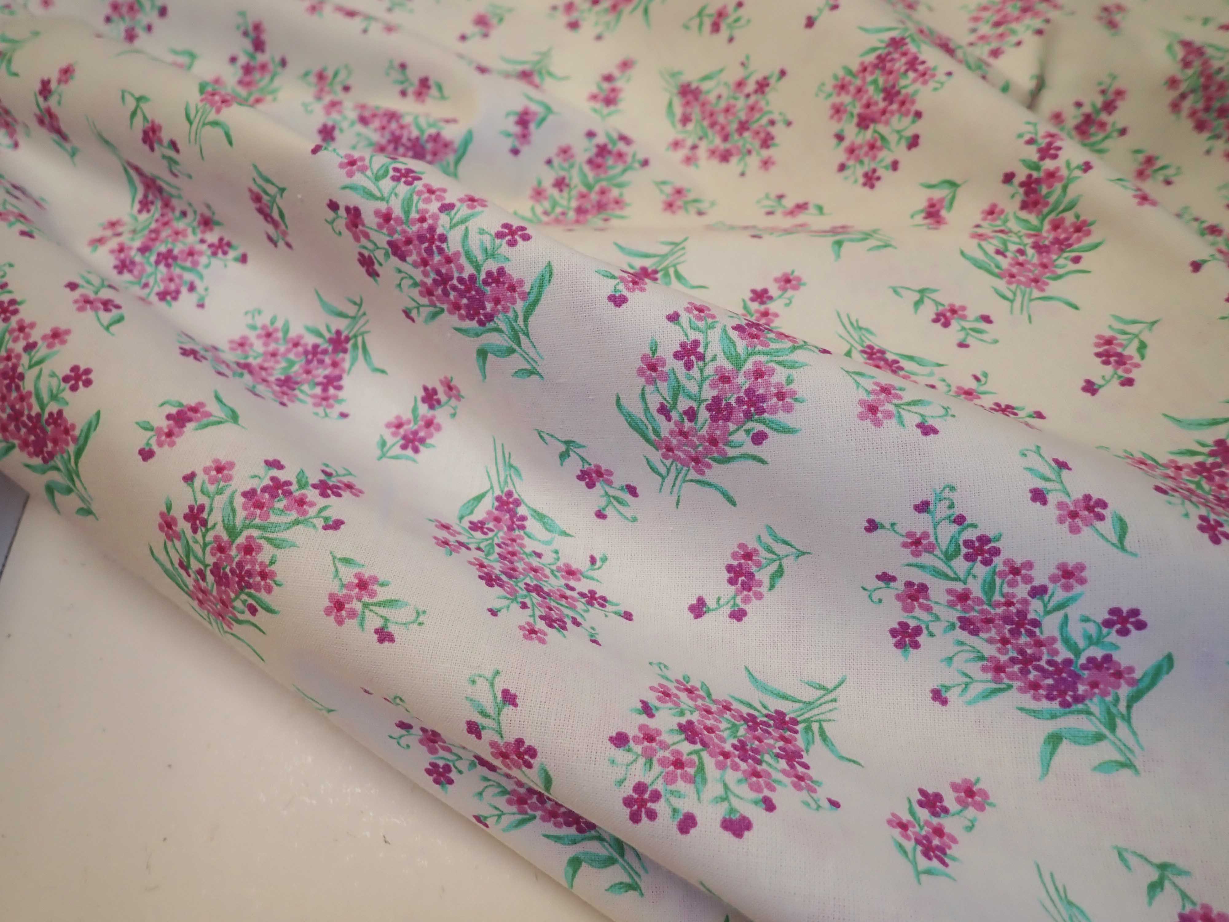 LÁTKA - FIALOVÉ KYTIČKY