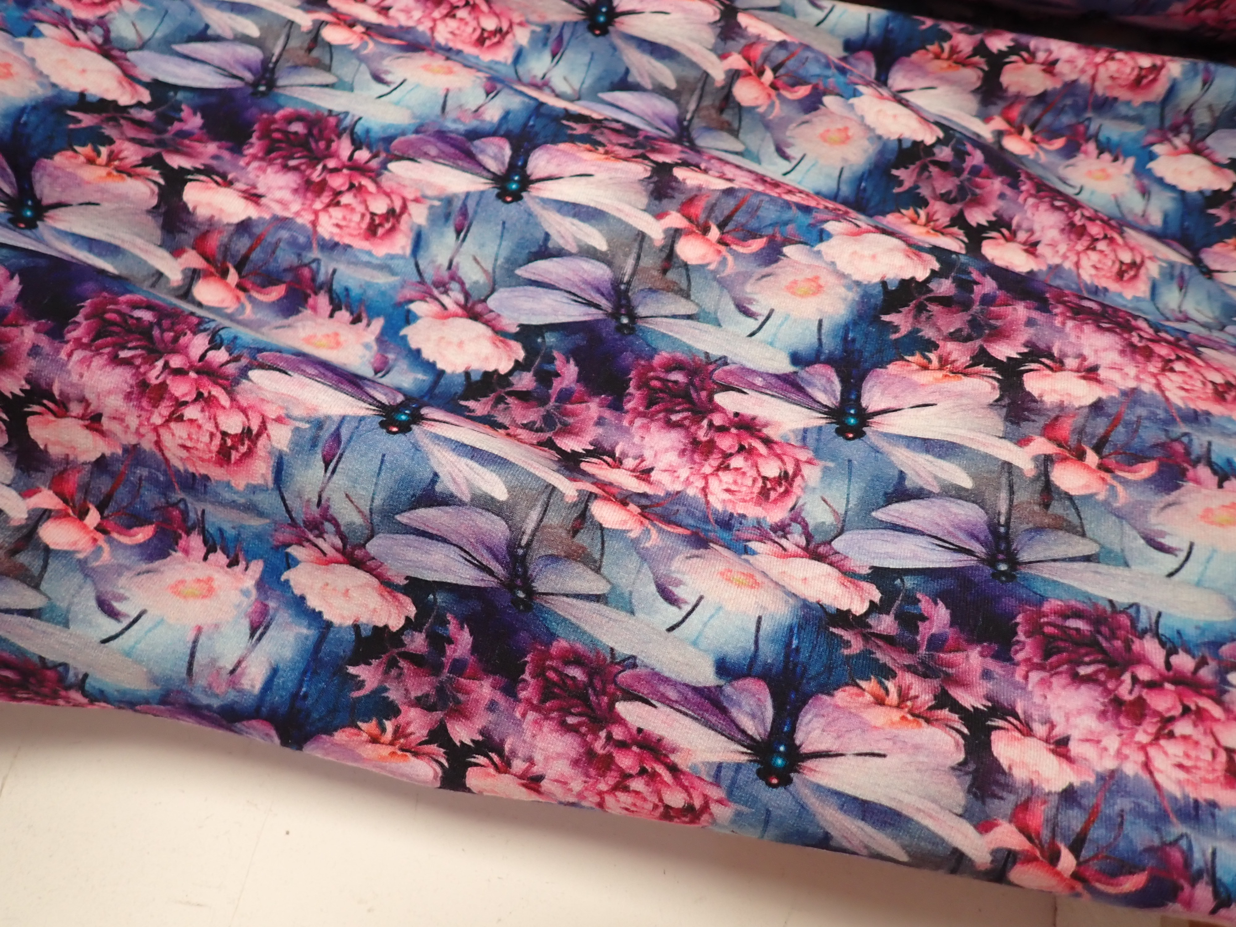 TEPLÁKOVINA - FOTOTISK - KVĚTY + VÁŽKY