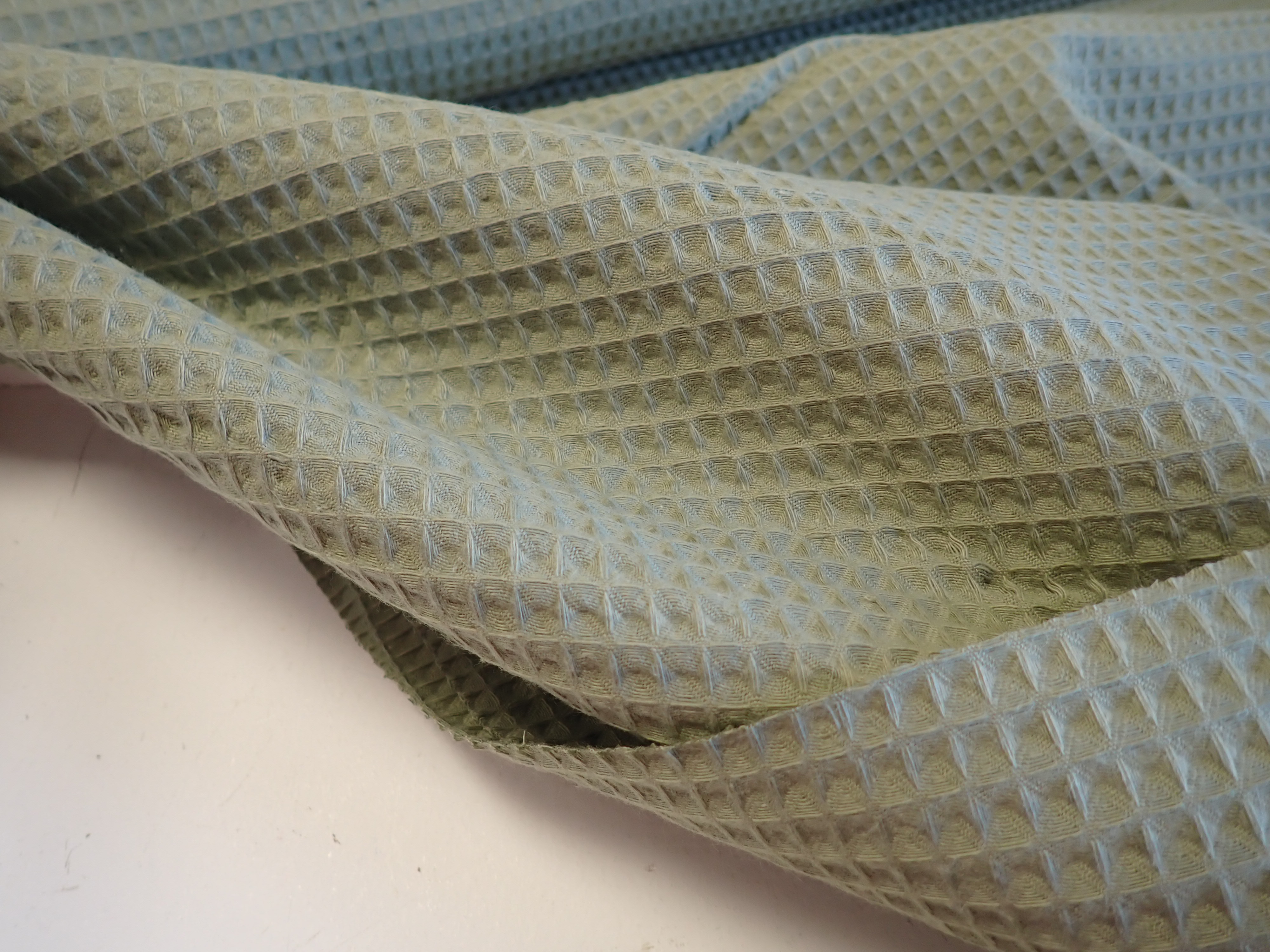 LÁTKA - VAFLE - ZELENÁ