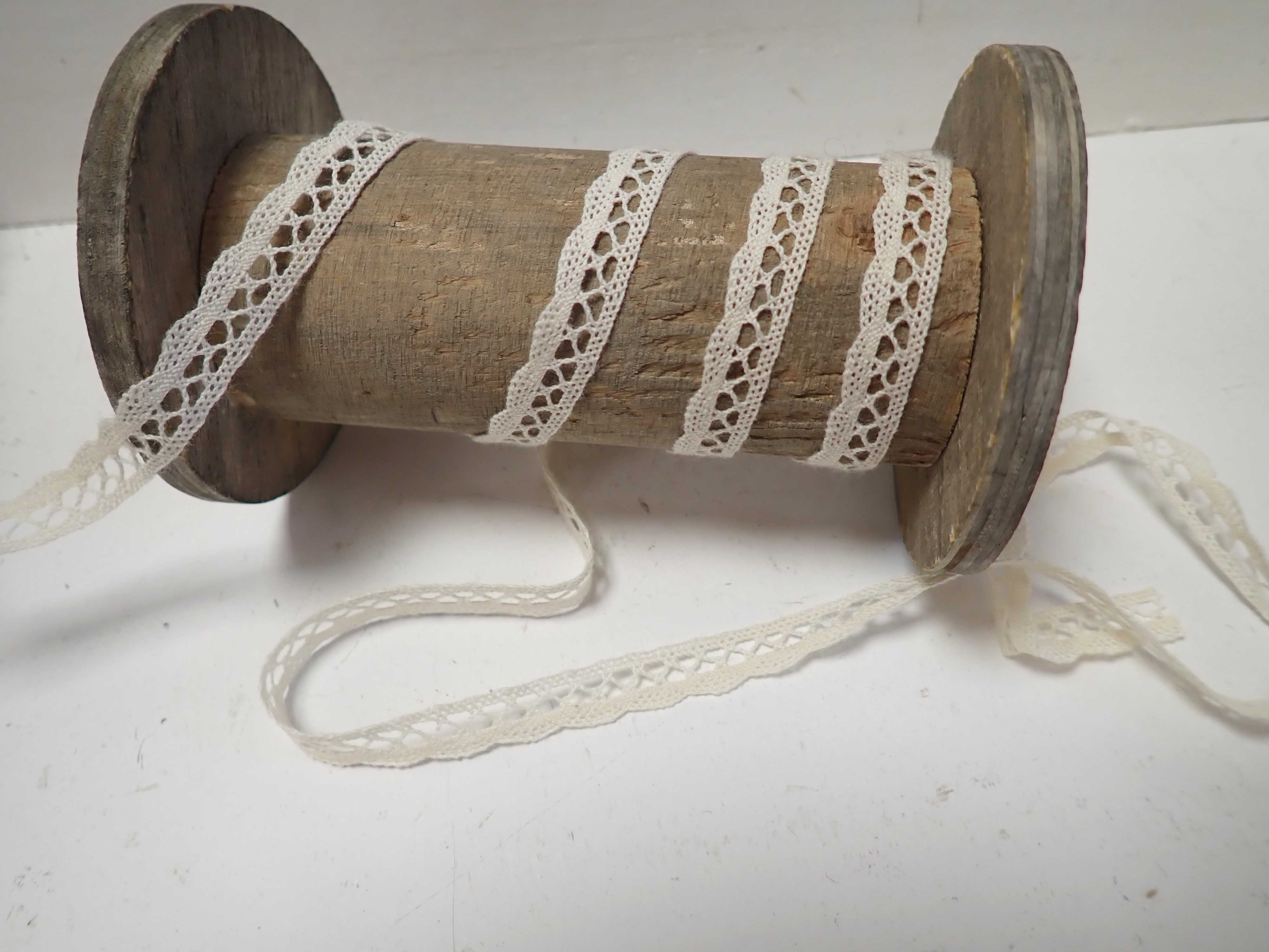 krajka - paličkovaná - přírodní - šíře 10 mm