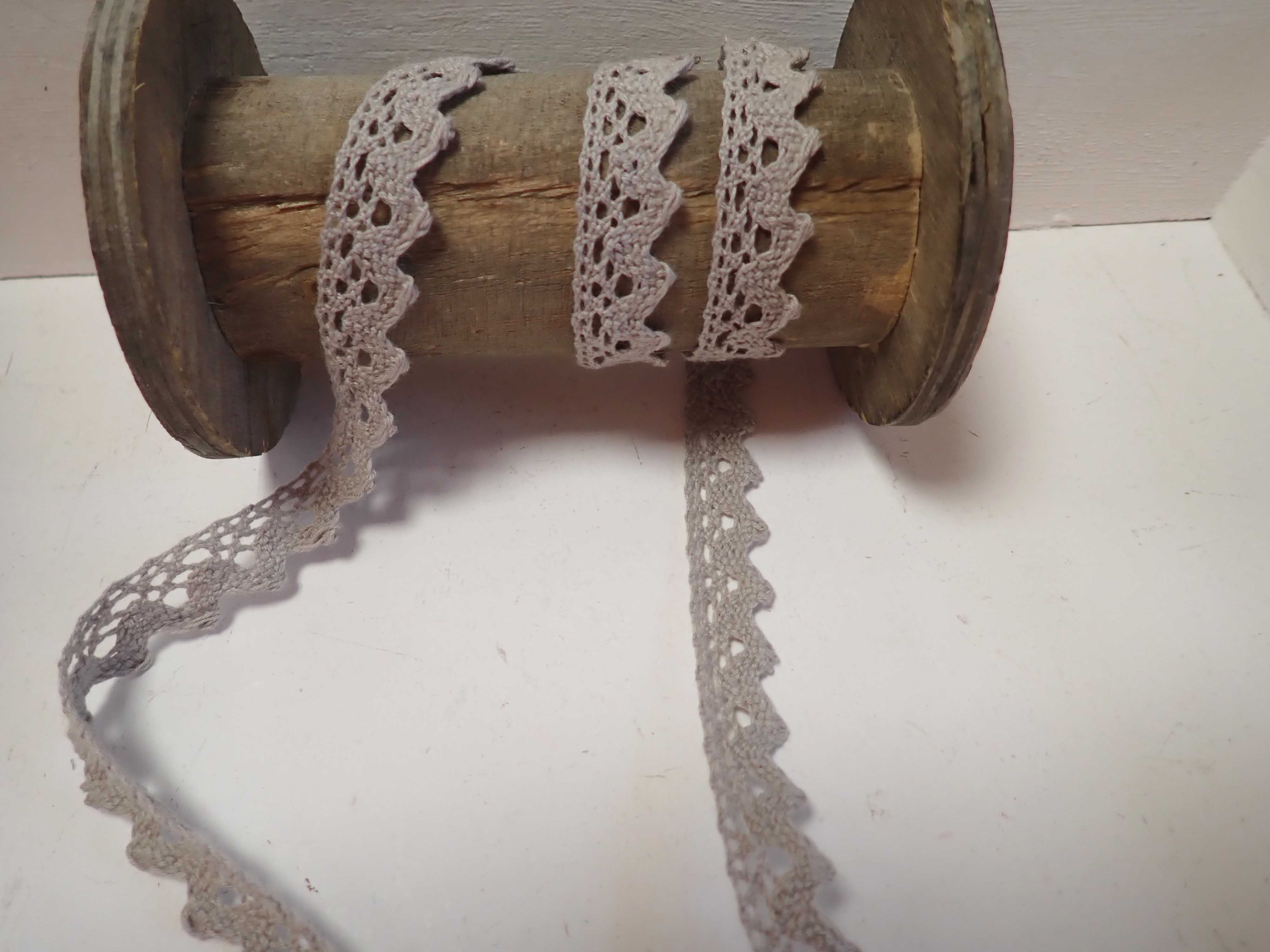 krajka - paličkovaná - šedá - šíře 17 mm