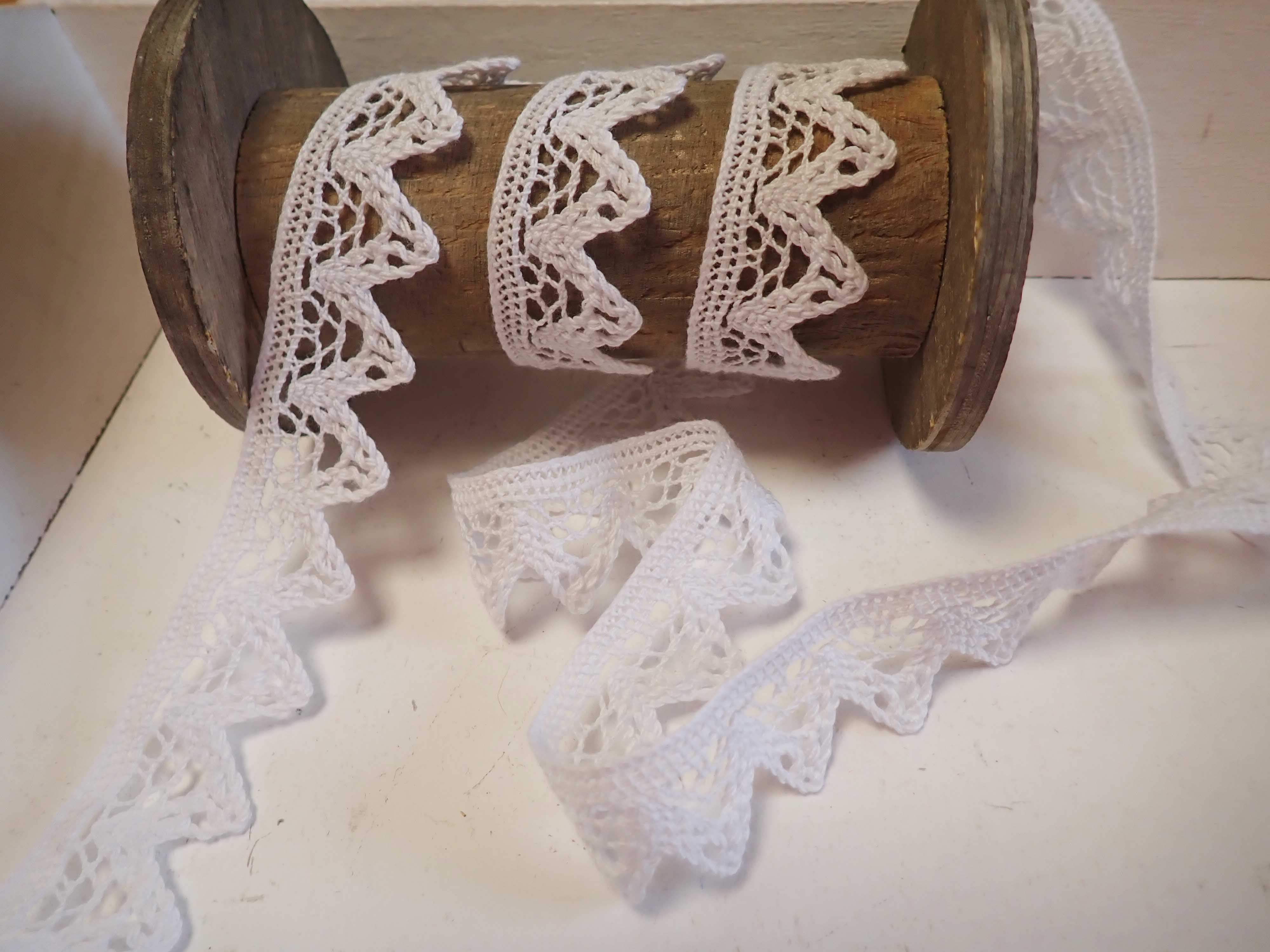 krajka - paličkovaná - BÍLÁ