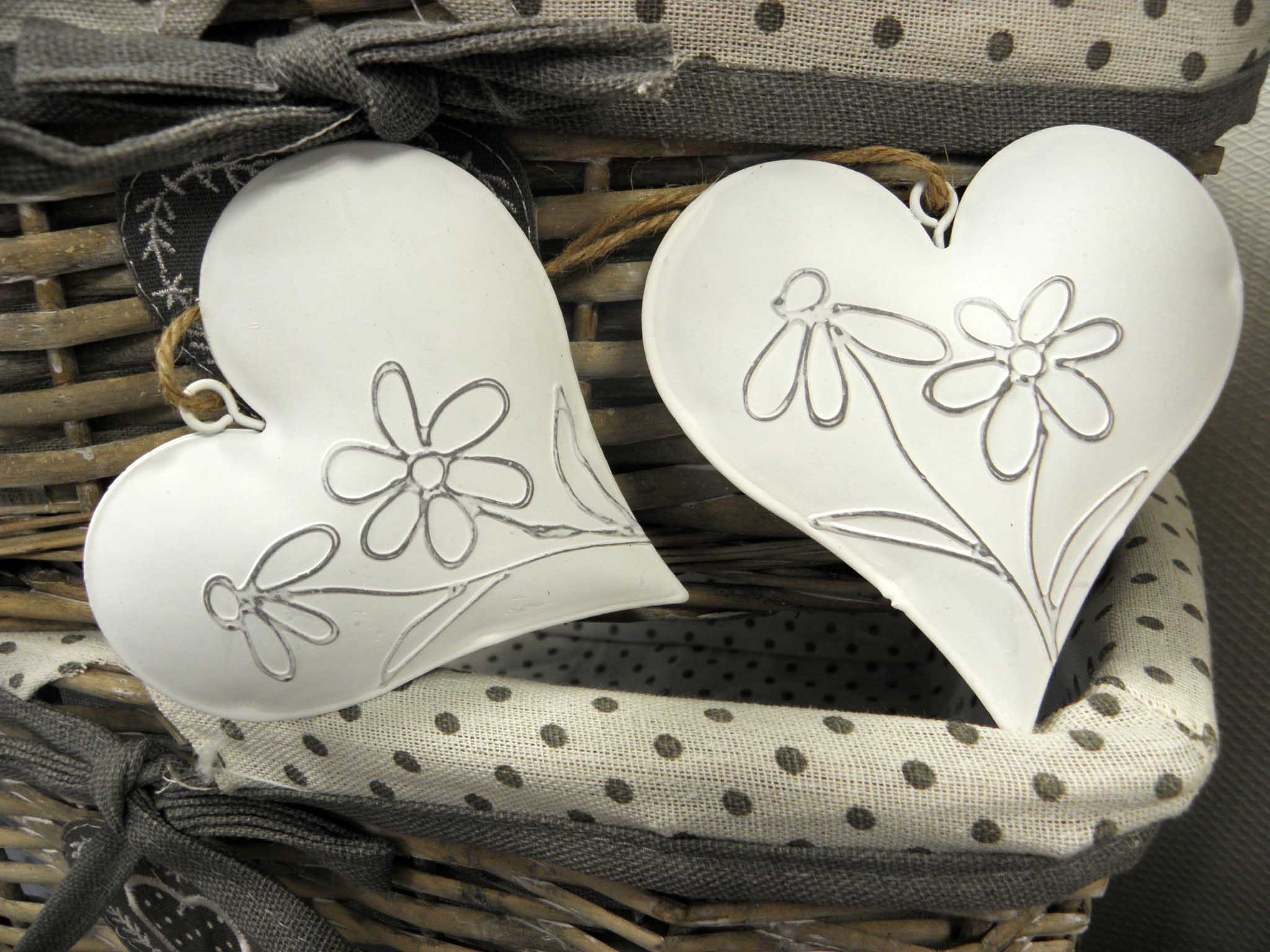 DEKORACE - PLECHOVÉ SRDÍČKO