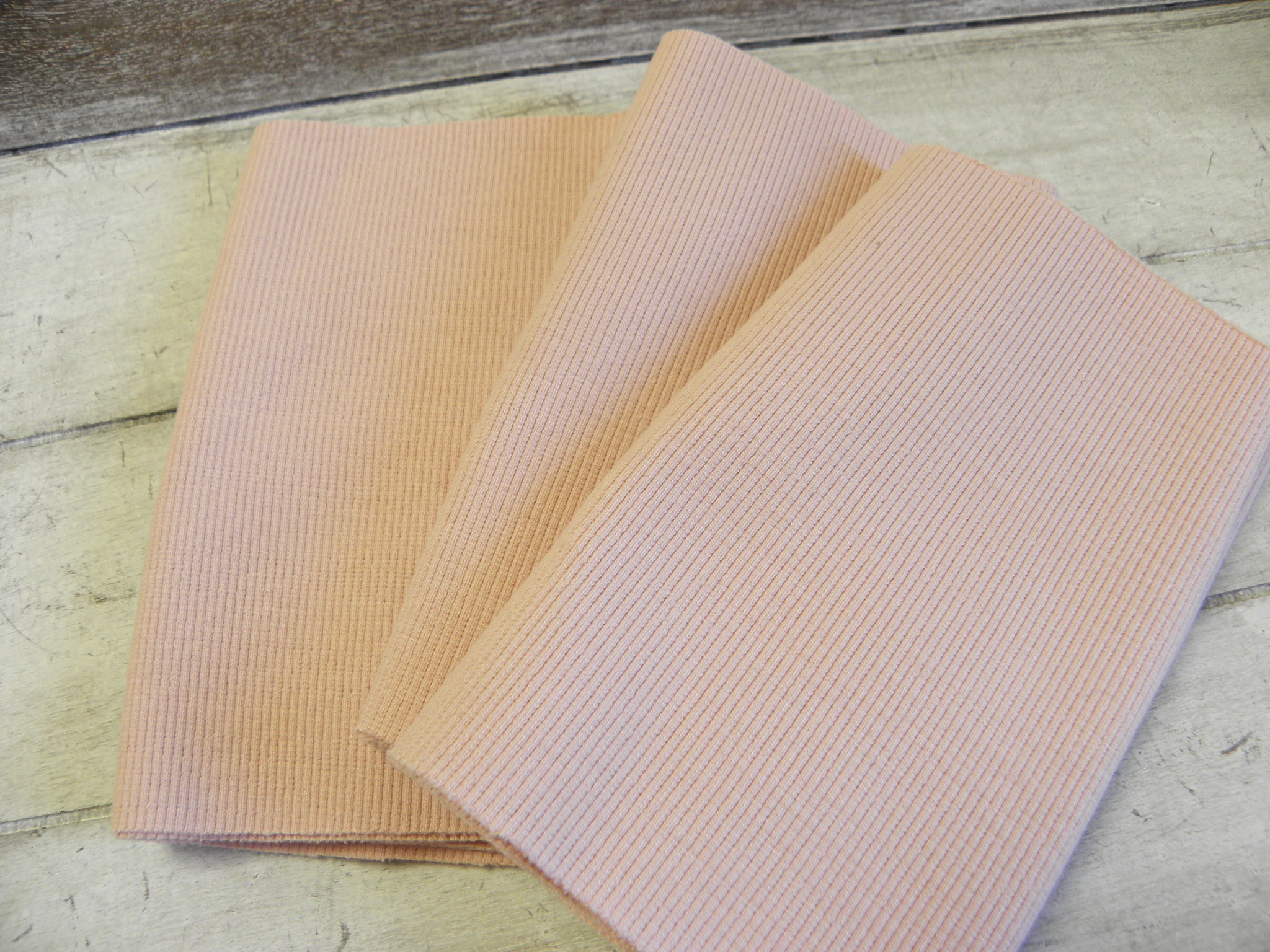 ELASTICKÝ NÁPLET - PUDROVÝ