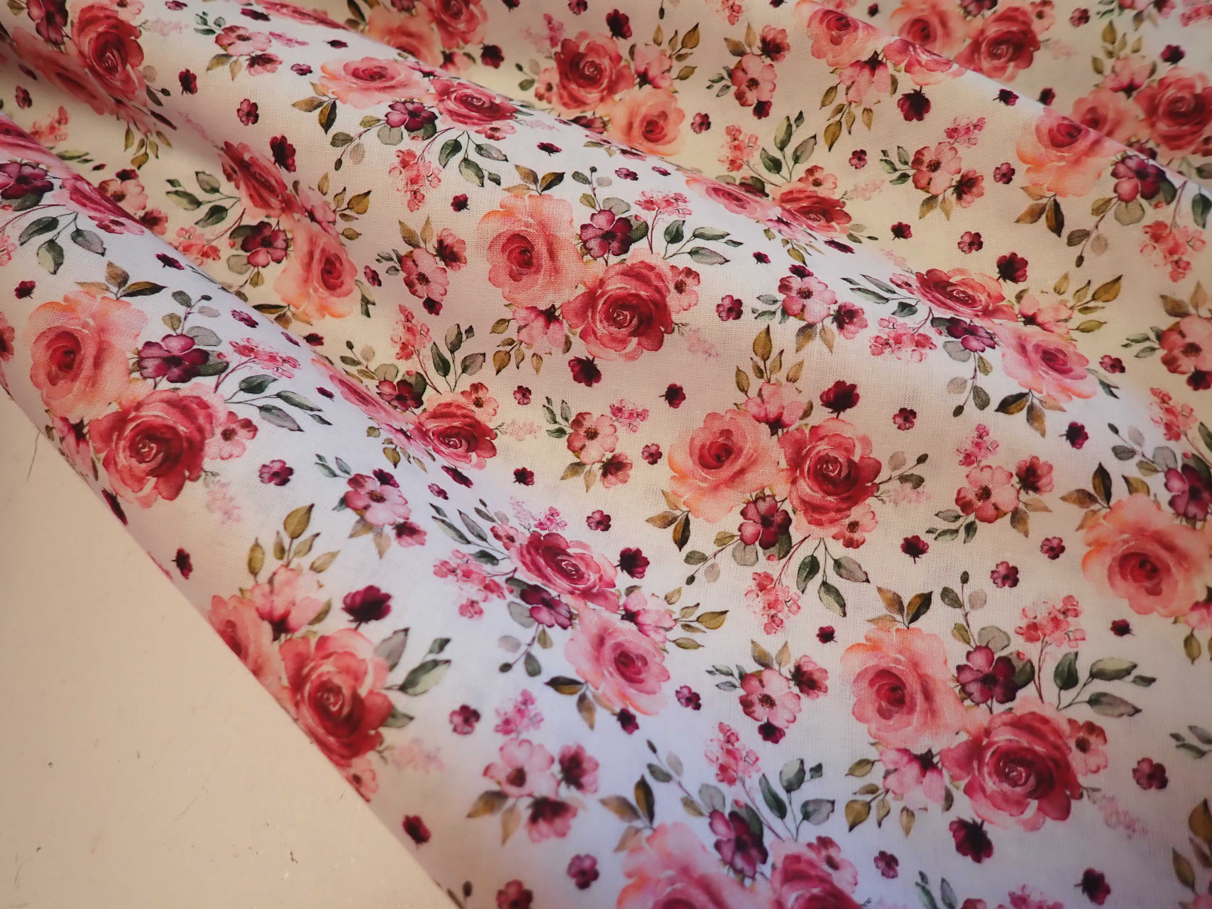 LÁTKA - KVĚTY - FOTOTISK - POPELÍN