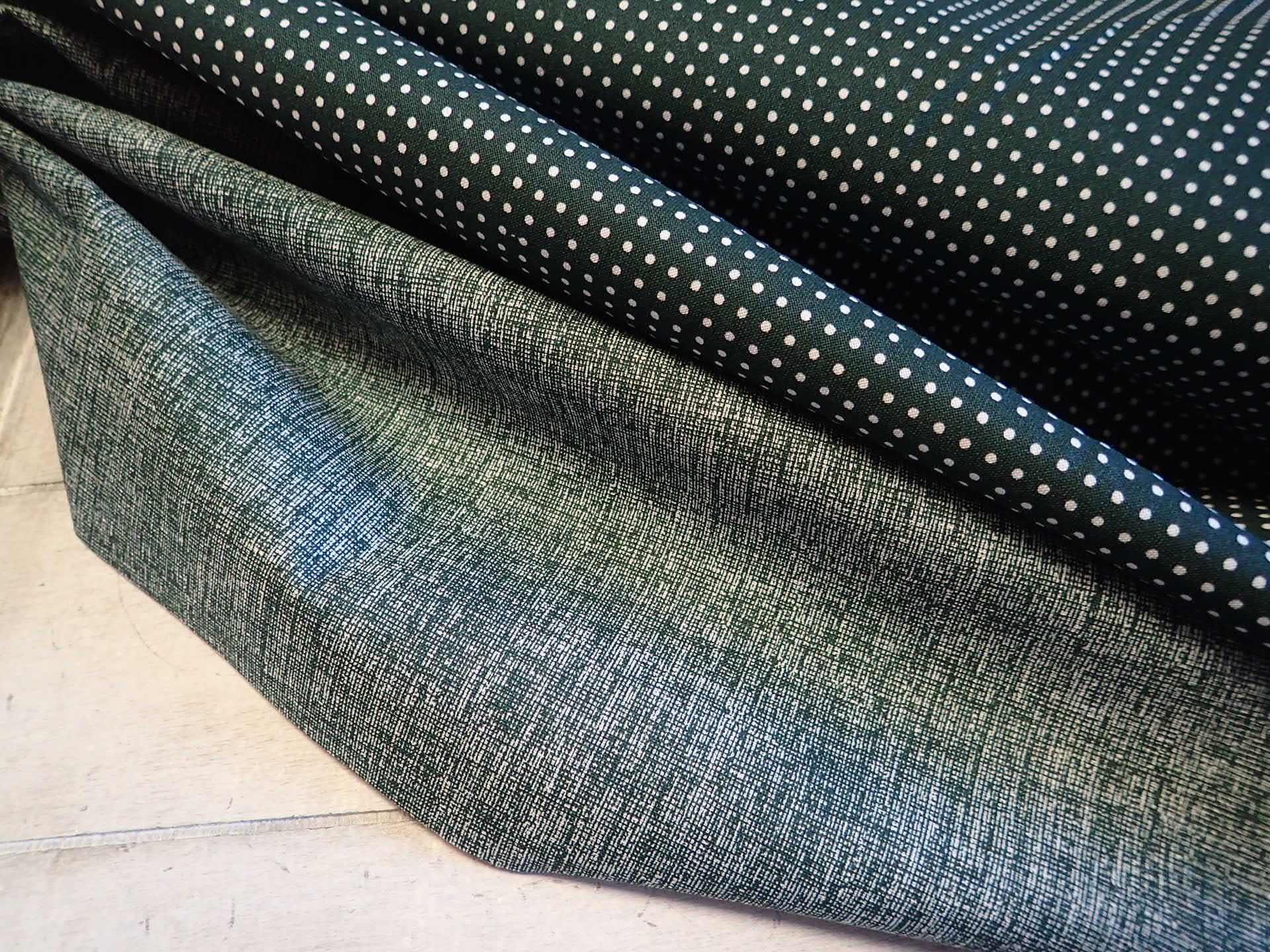 LNĚNÝ EFEKT - TMAVĚ ZELENÝ