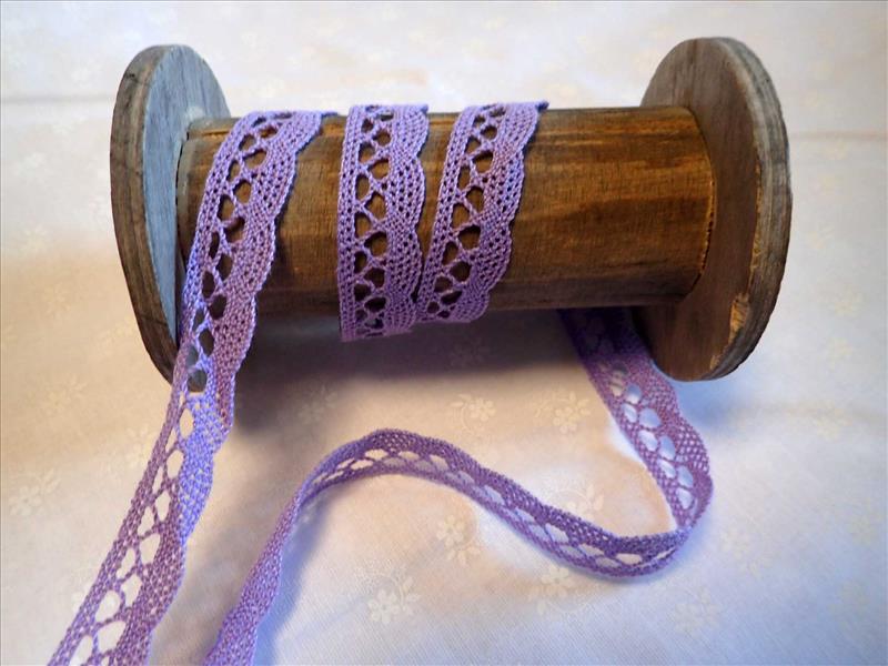 krajka - paličkovaná - SVĚTLE FIALOVÁ - šíře 18 mm