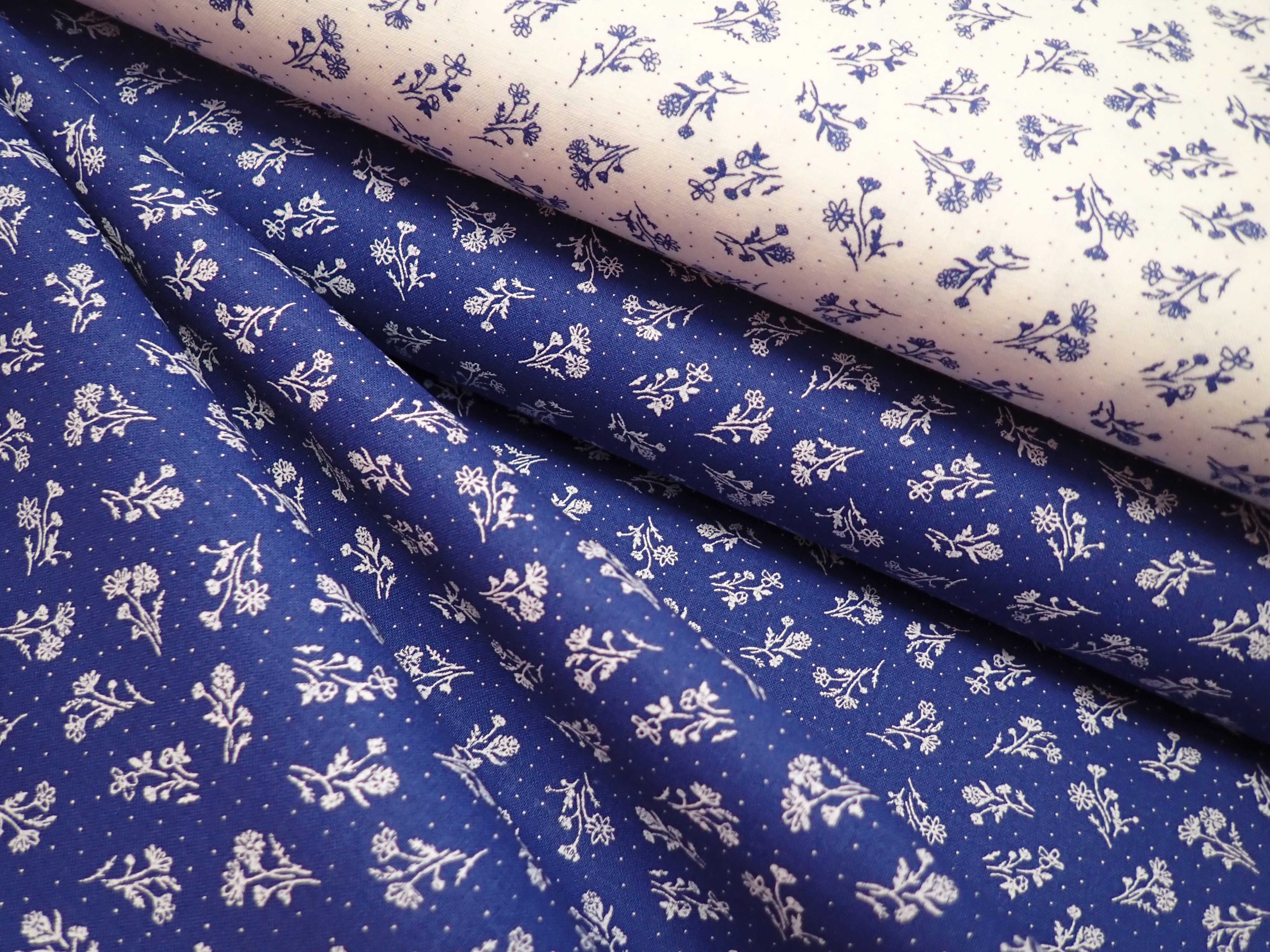 LÁTKA - TMAVĚ MODRÁ + BÍLÉ KYTIČKY