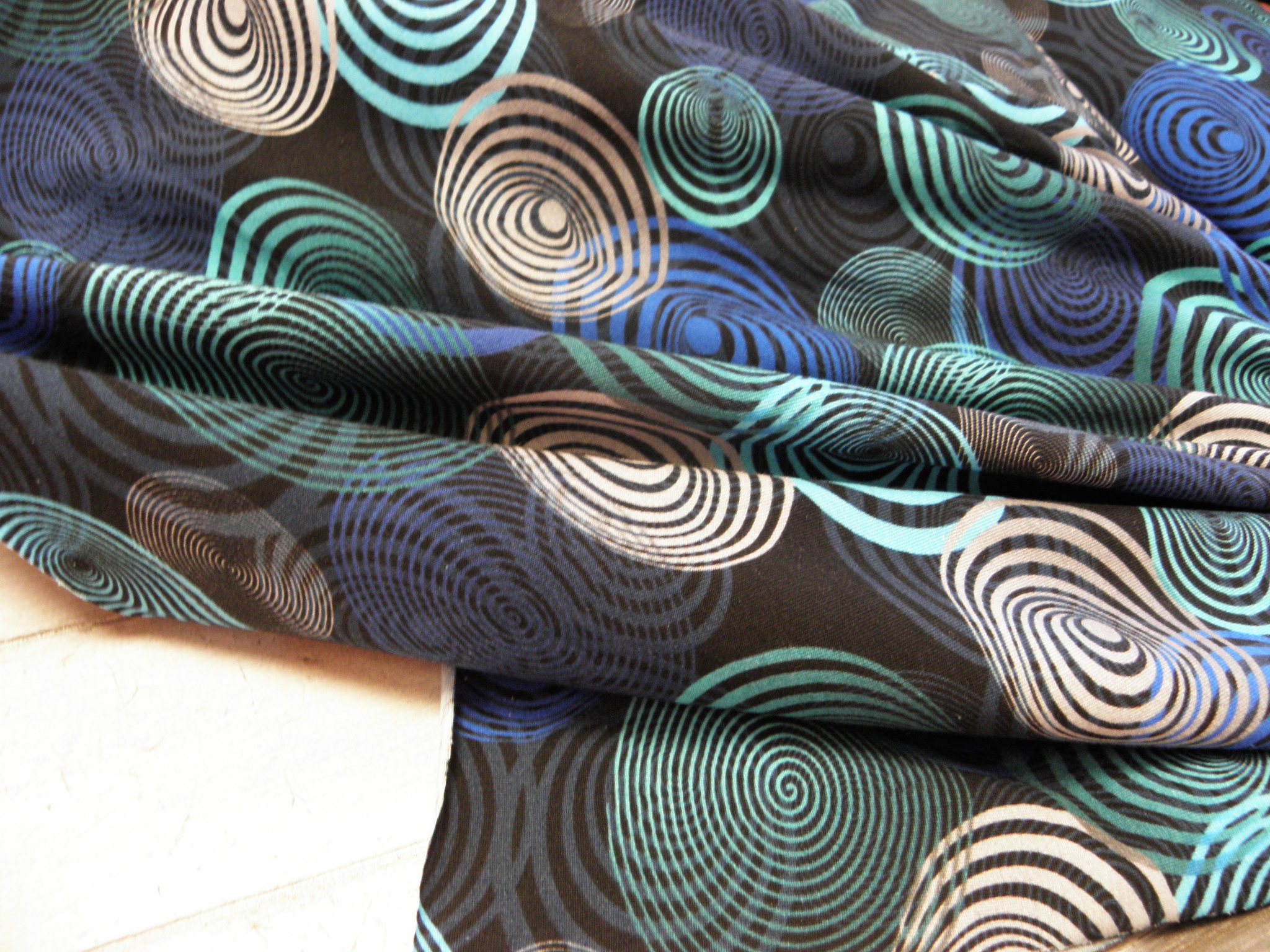 LÁTKA - TEPLÁKOVINA - SPIRÁLY - FOTOTISK