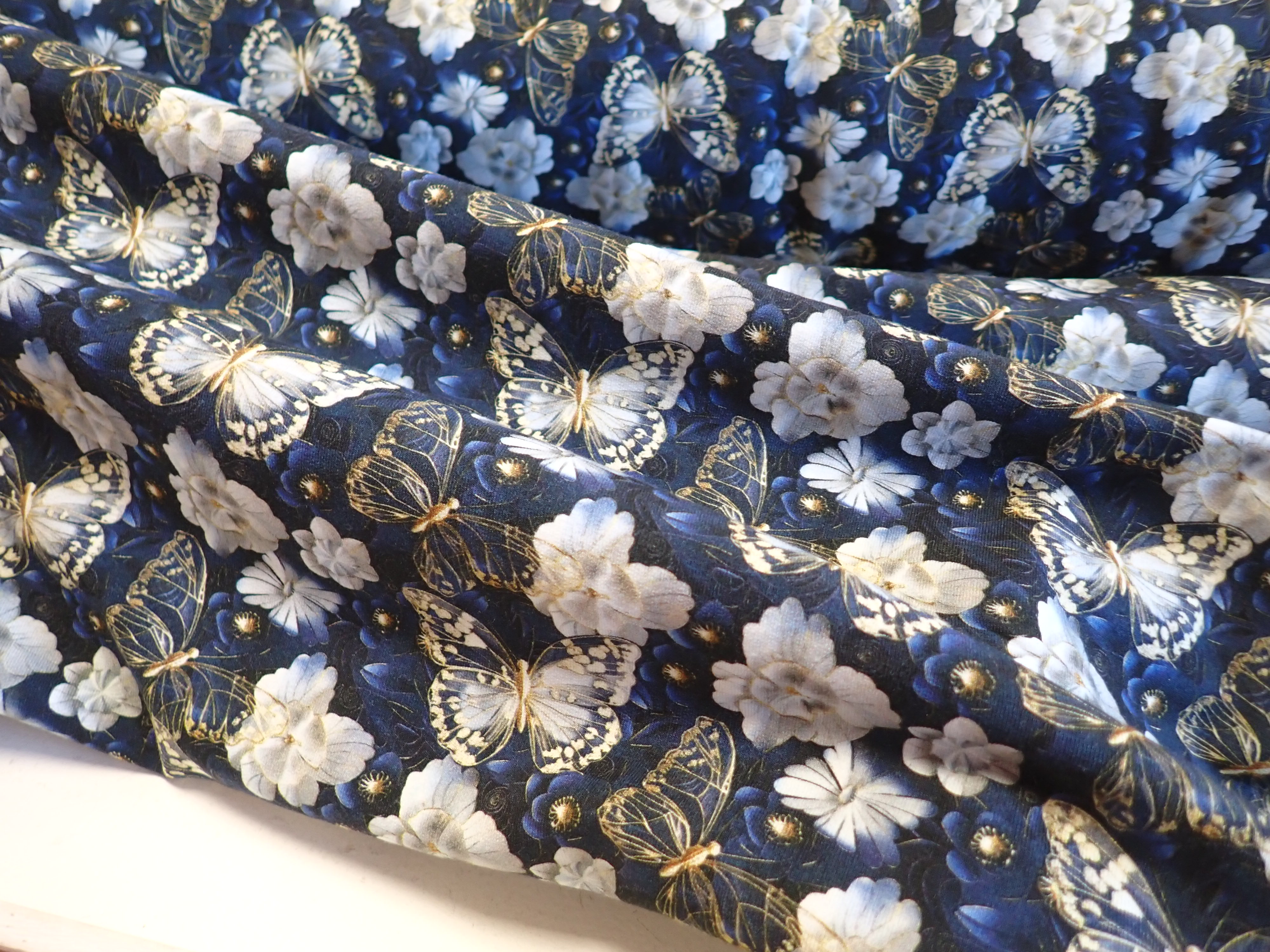 TEPLÁKOVINA - MOTÝLCI + KYTIČKY - FOTOTISK