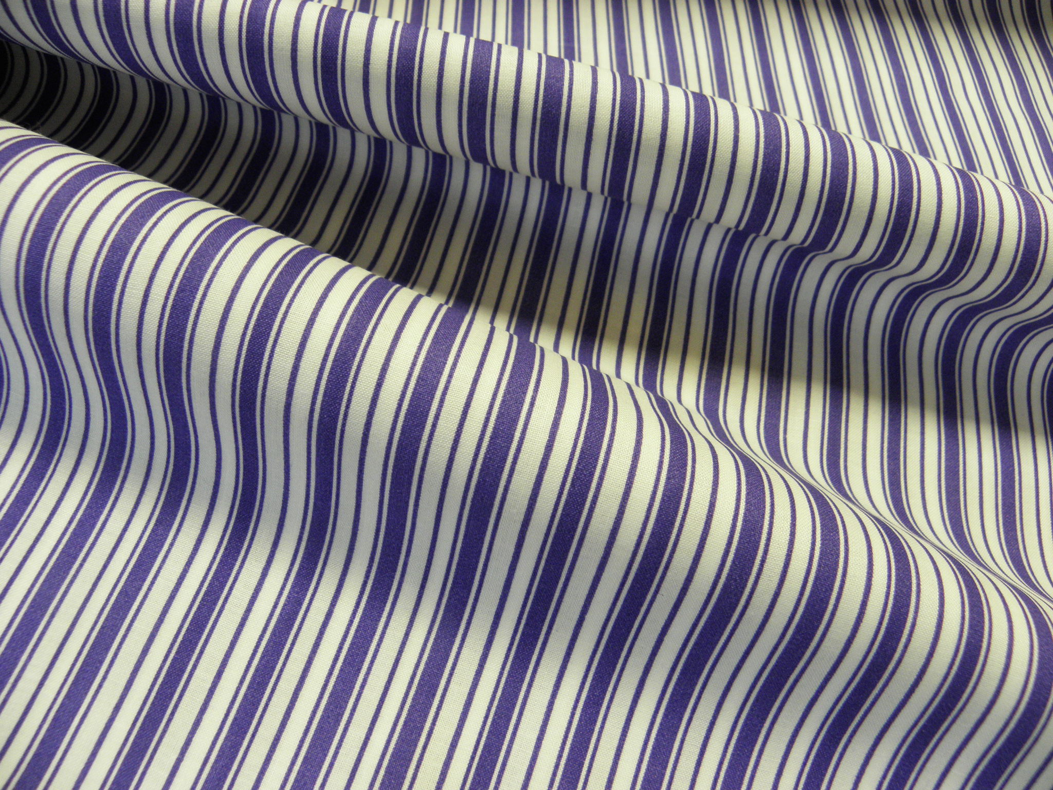 LÁTKA - FIALOVÝ PROUŽEK