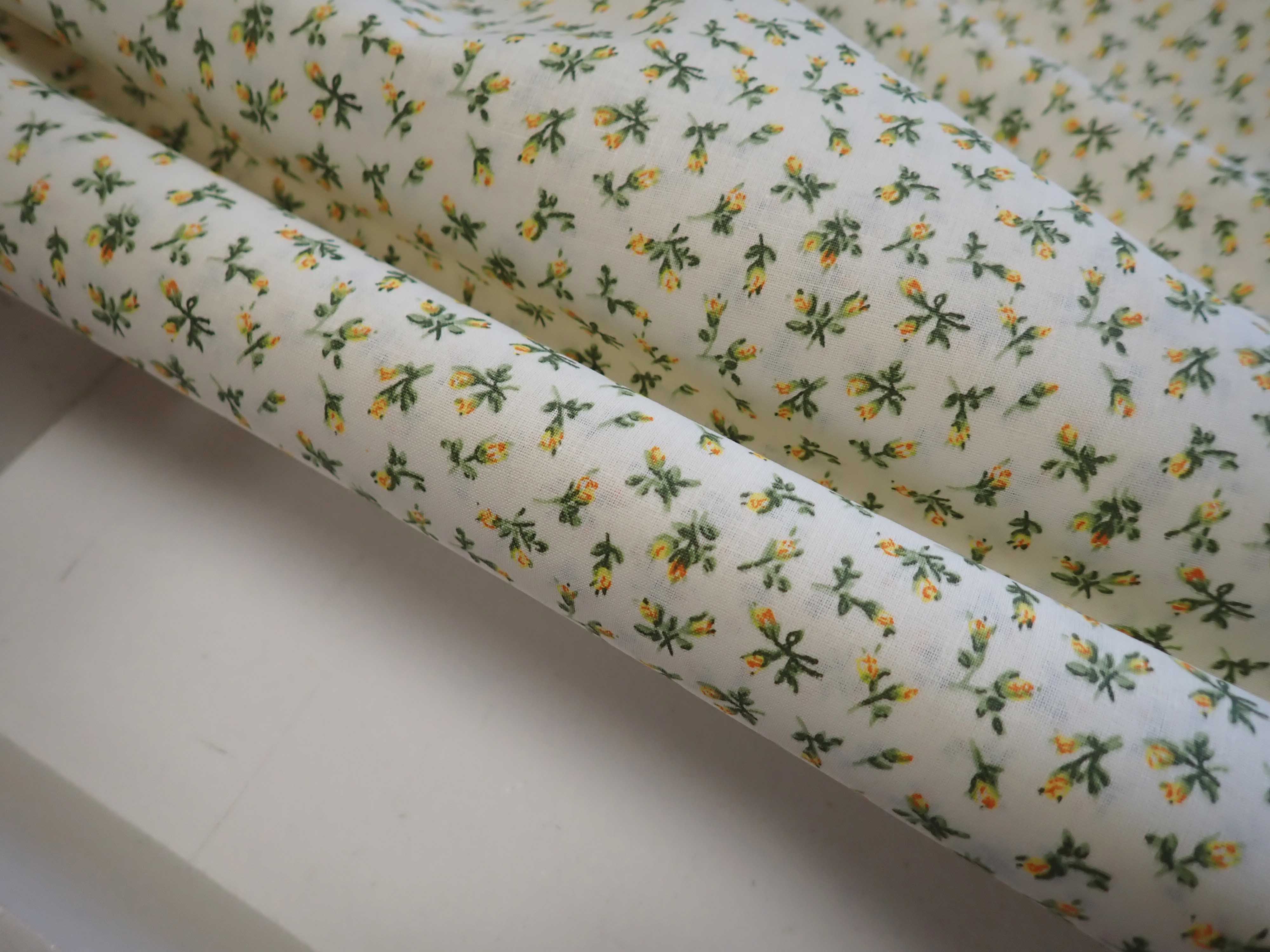 LÁTKA - ŽLUTÉ KYTIČKY