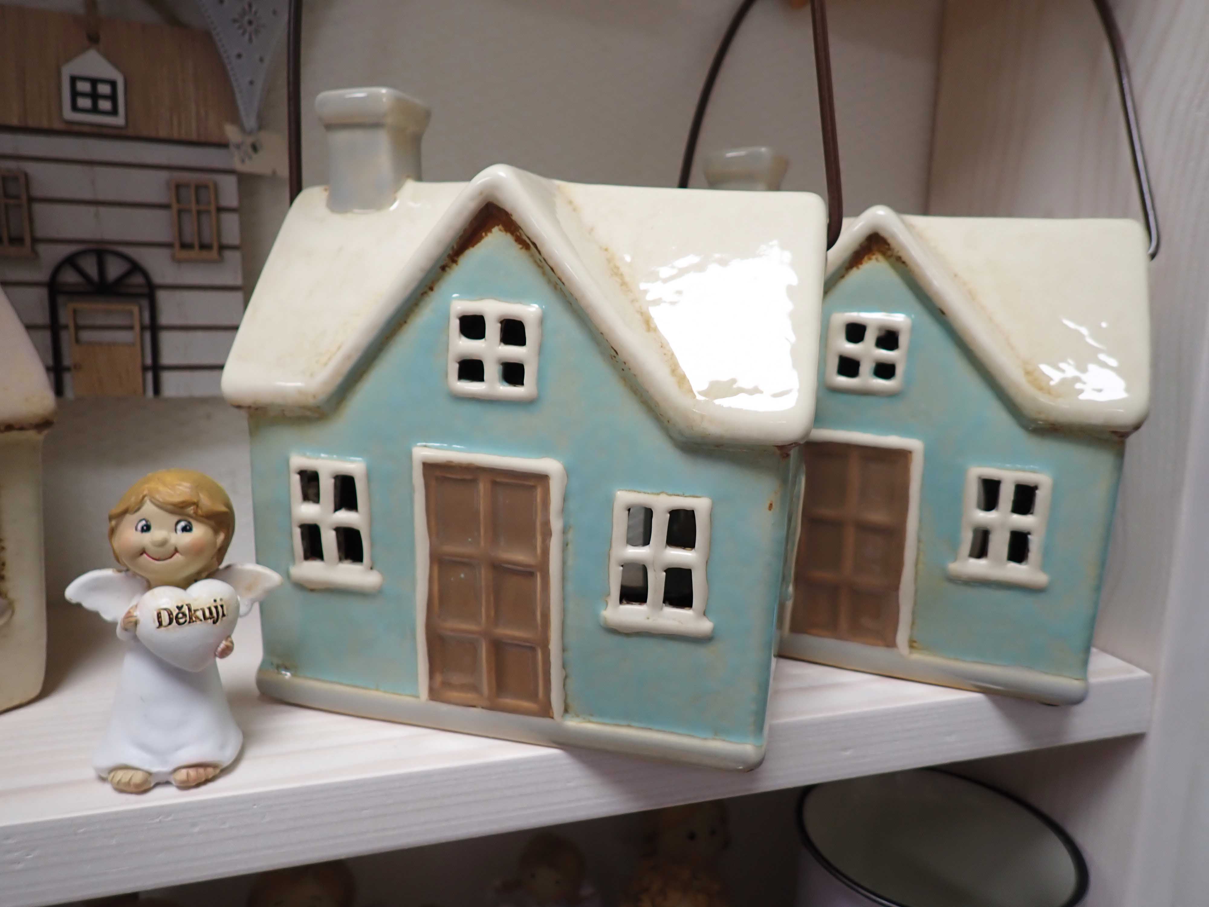 DEKORACE - KERAMICKÝ DOMEČEK