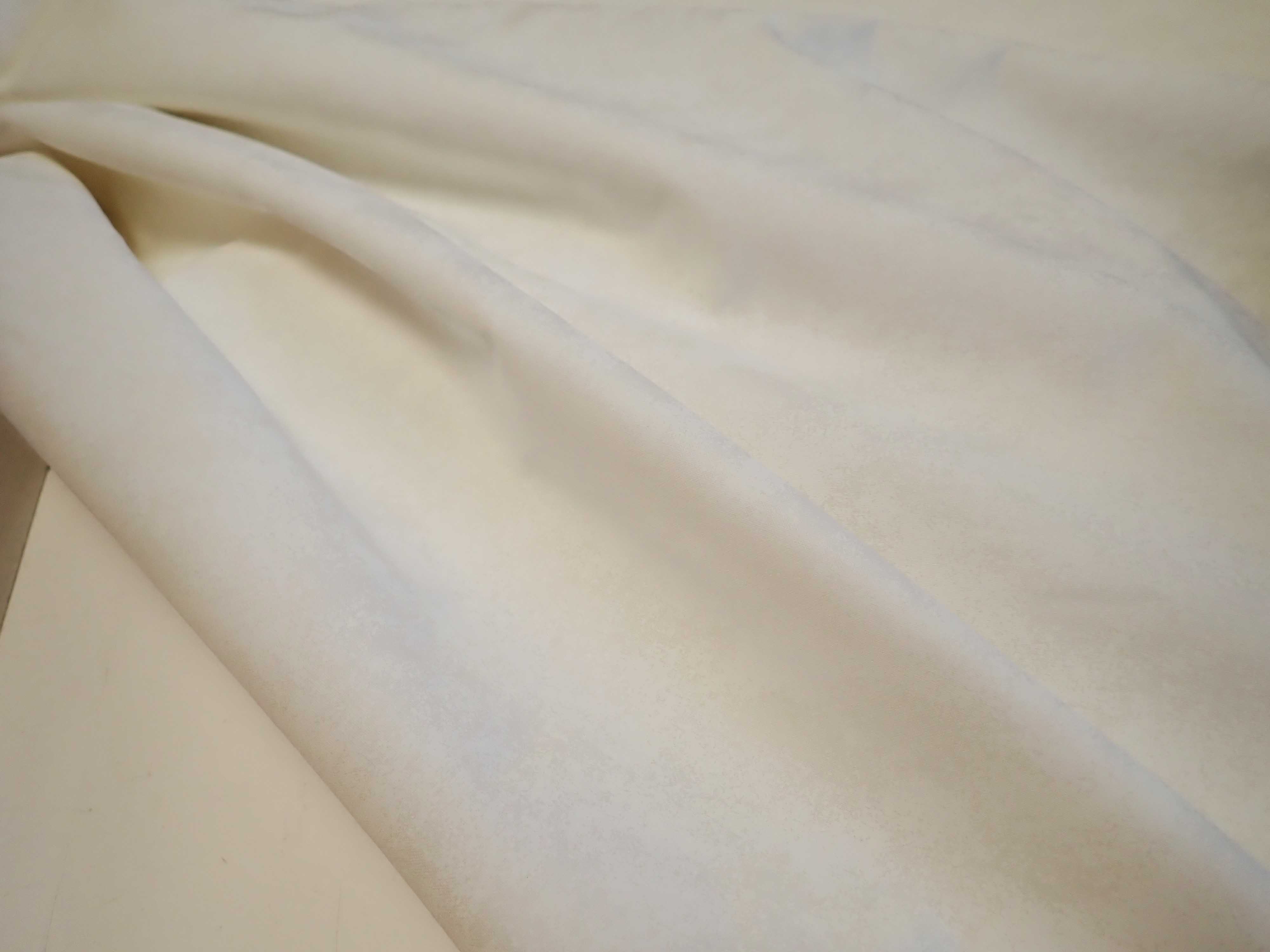 LÁTKA - BÍLÝ MRAMOR