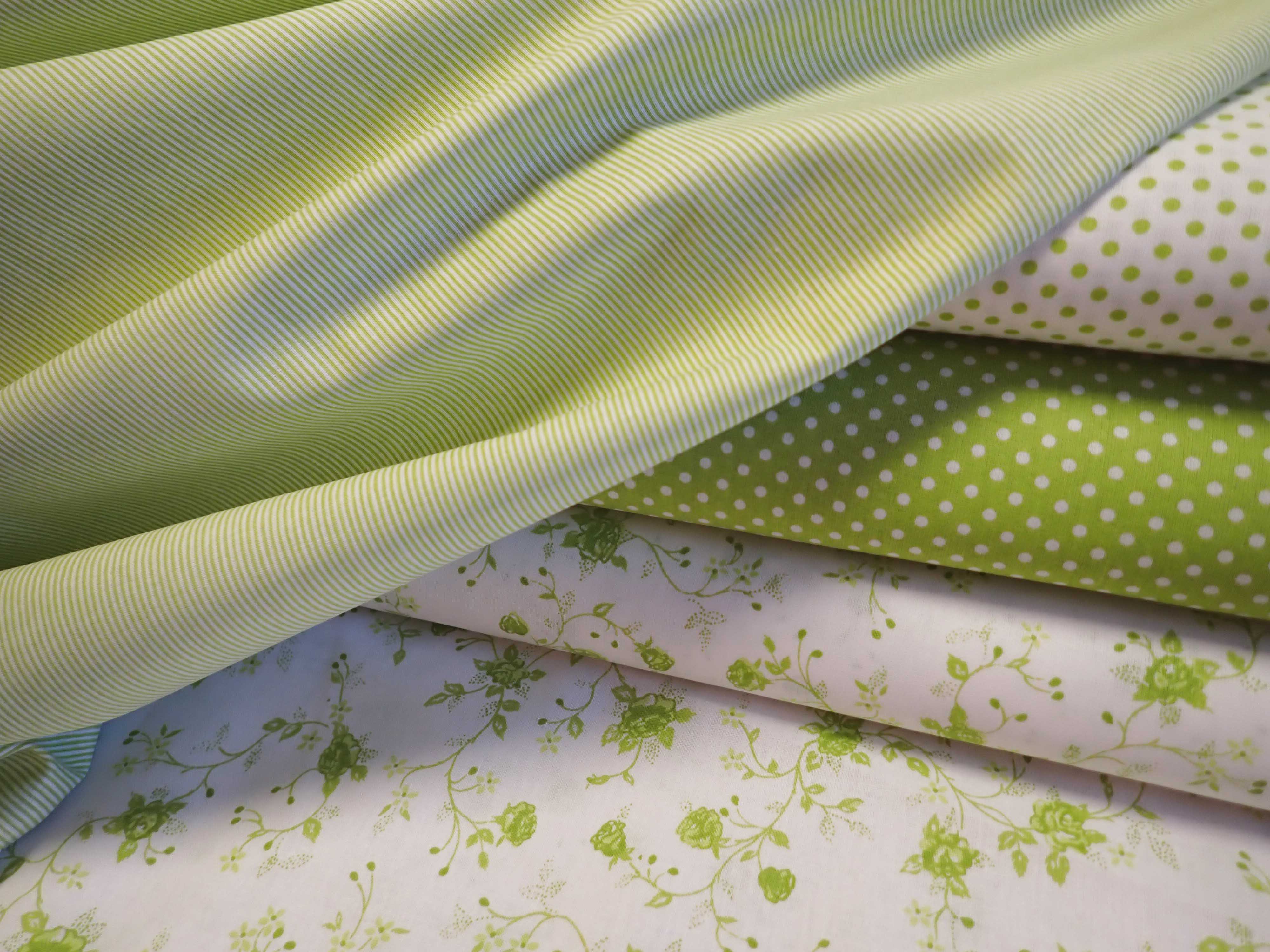 LÁTKA - SVĚTLE ZELENÝ ÚZKÝ PROUŽEK