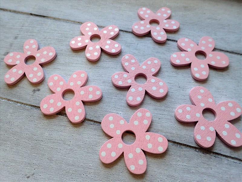 DEKORACE - DŘEVĚNÉ KYTIČKY