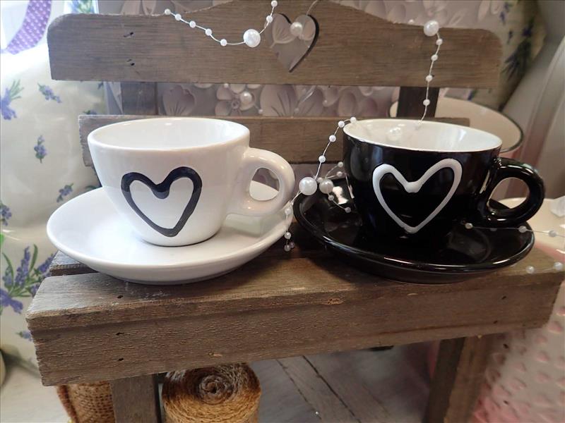 HRNÍČEK - ESPRRESO - ČERNÝ + SRDÍČKO