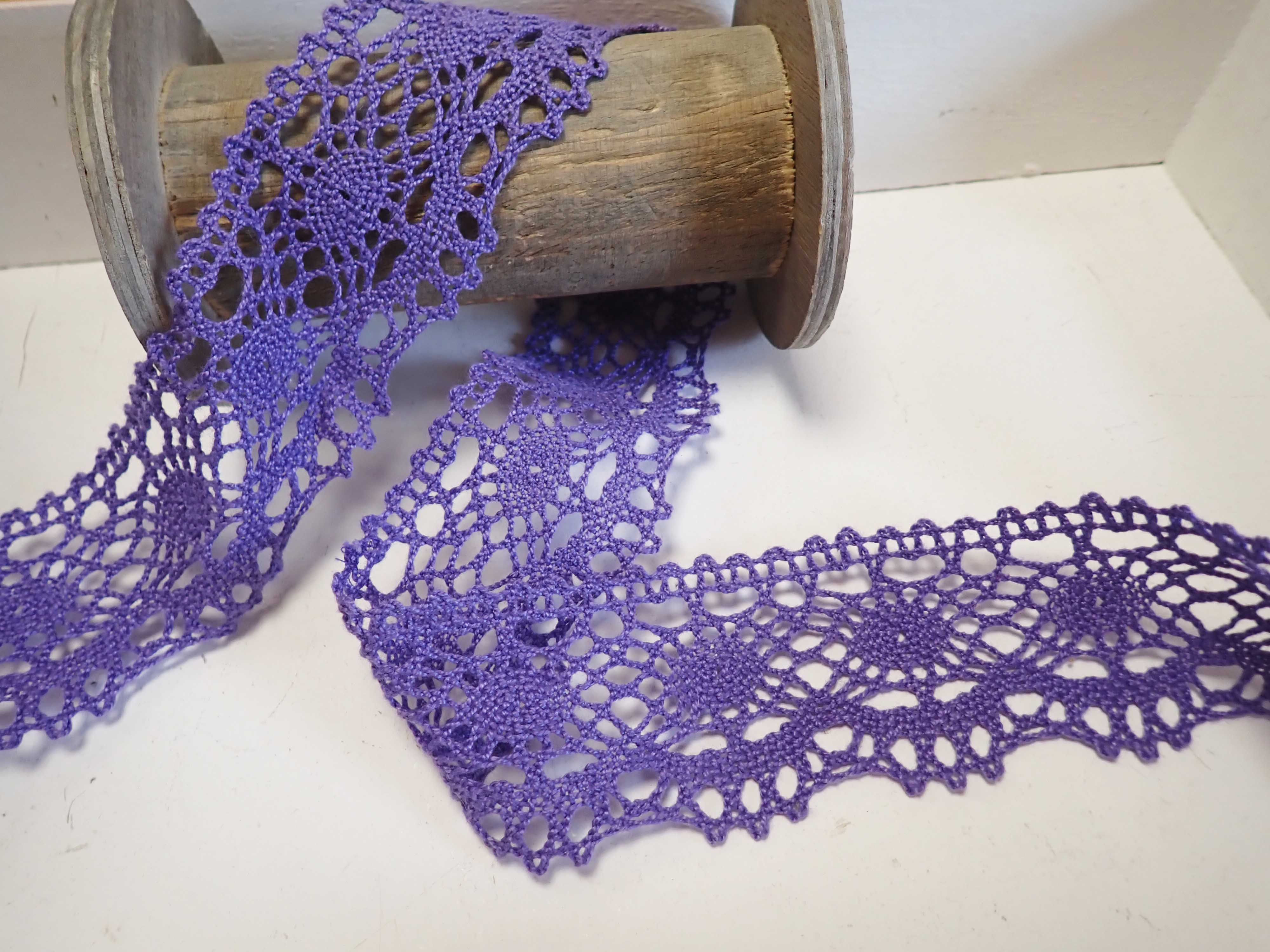 KRAJKA - PALIČKOVANÁ - FIALOVÁ 