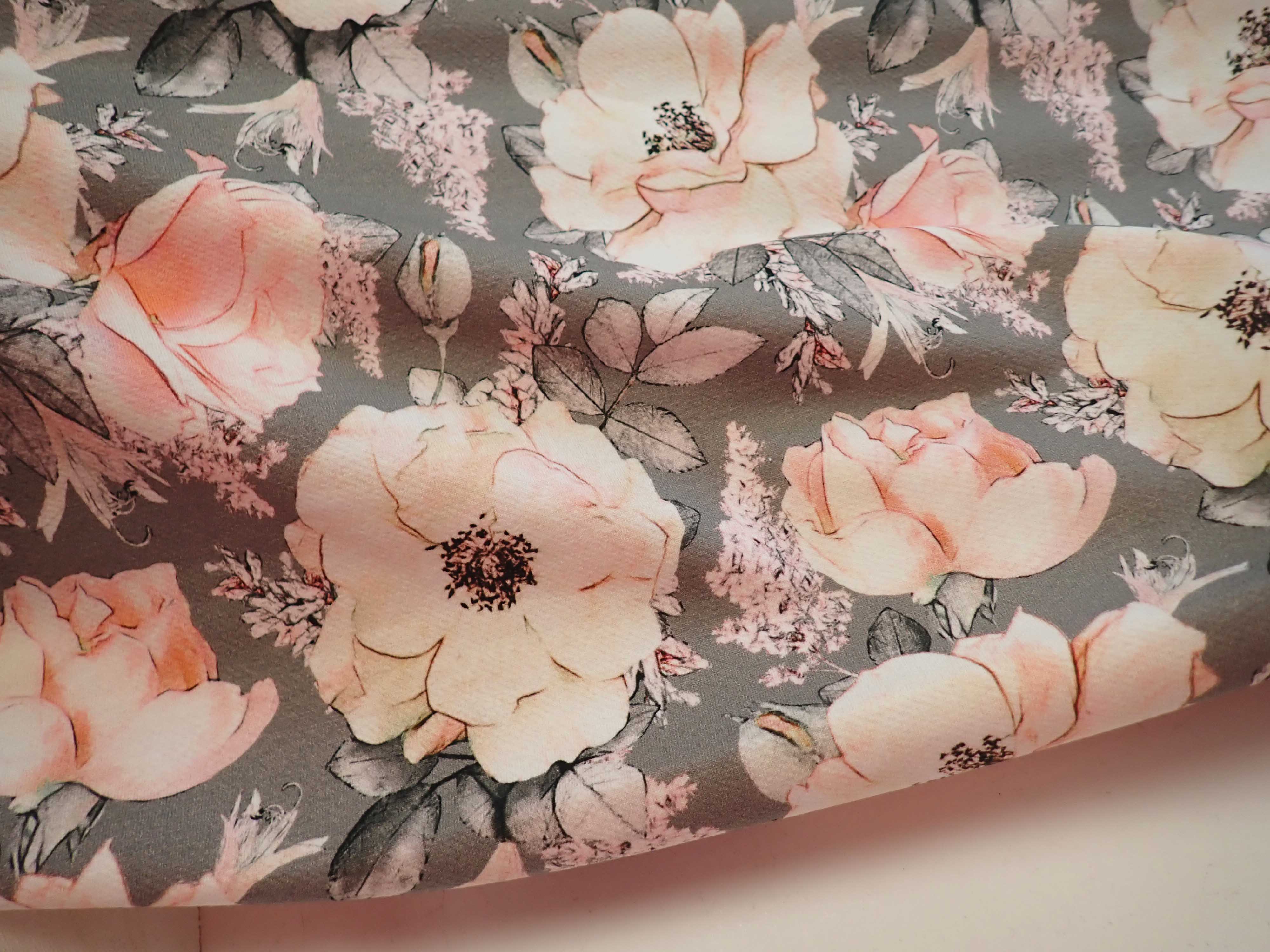 LÁTKA - TEPLÁKOVINA - FOTOTISK - KVĚTY