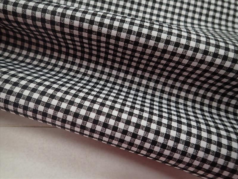 LÁTKA - ČERNÁ KOSTIČKA - PEPITKO