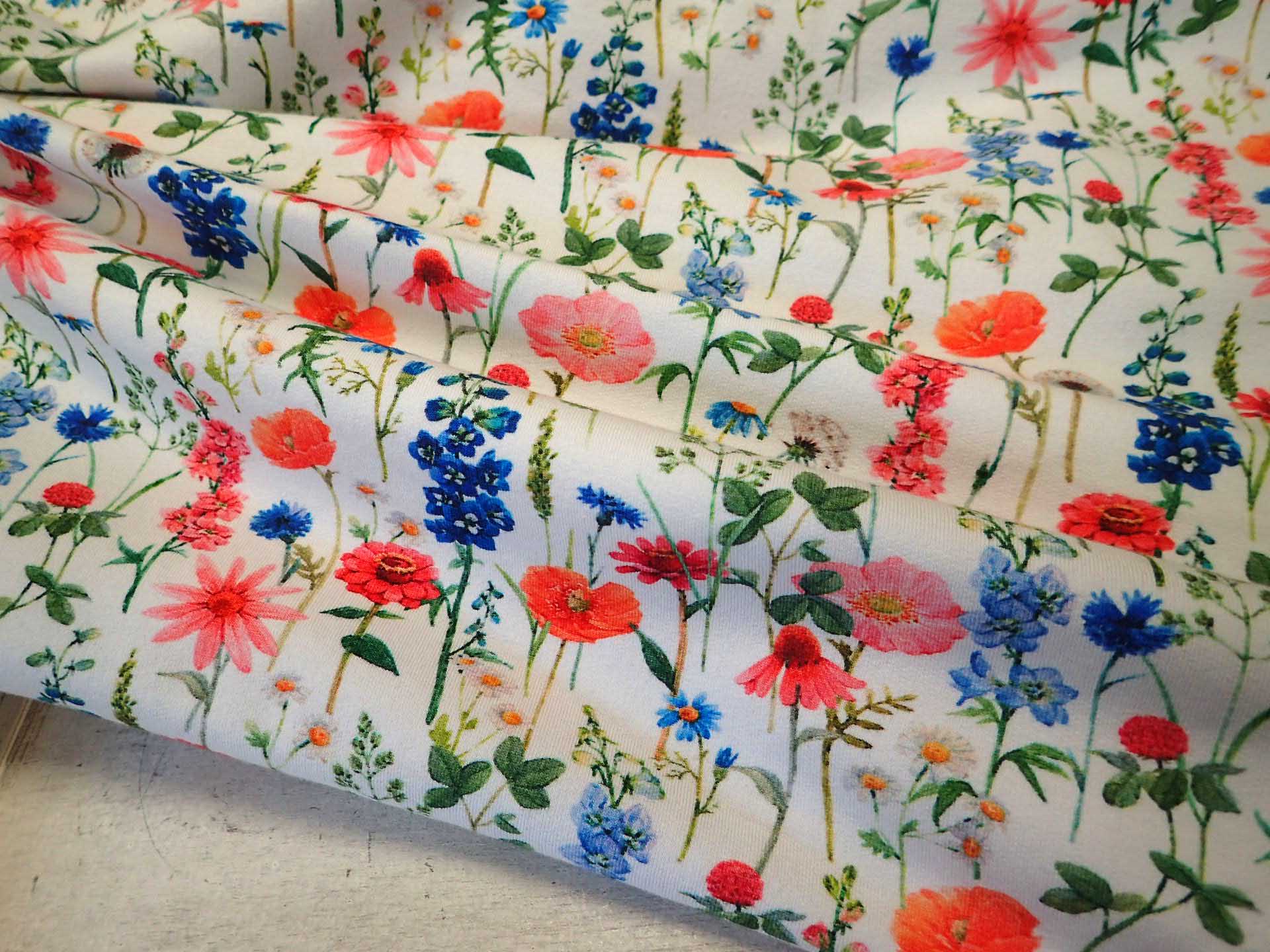 LÁTKA - PLETENINA - FOTOTISK - ROZKVETLÁ LOUKA