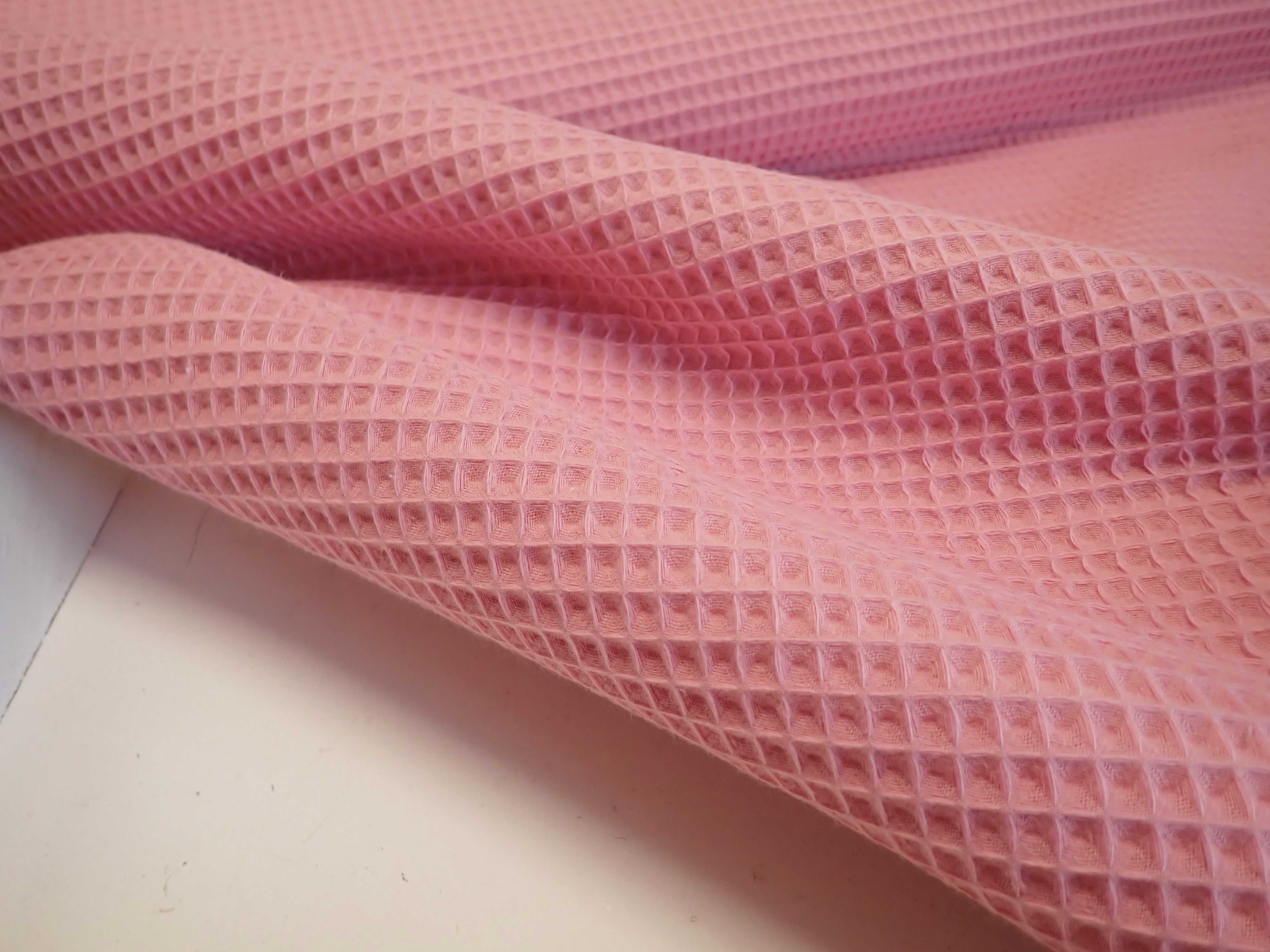 LÁTKA - VAFLE - RŮŽOVÁ