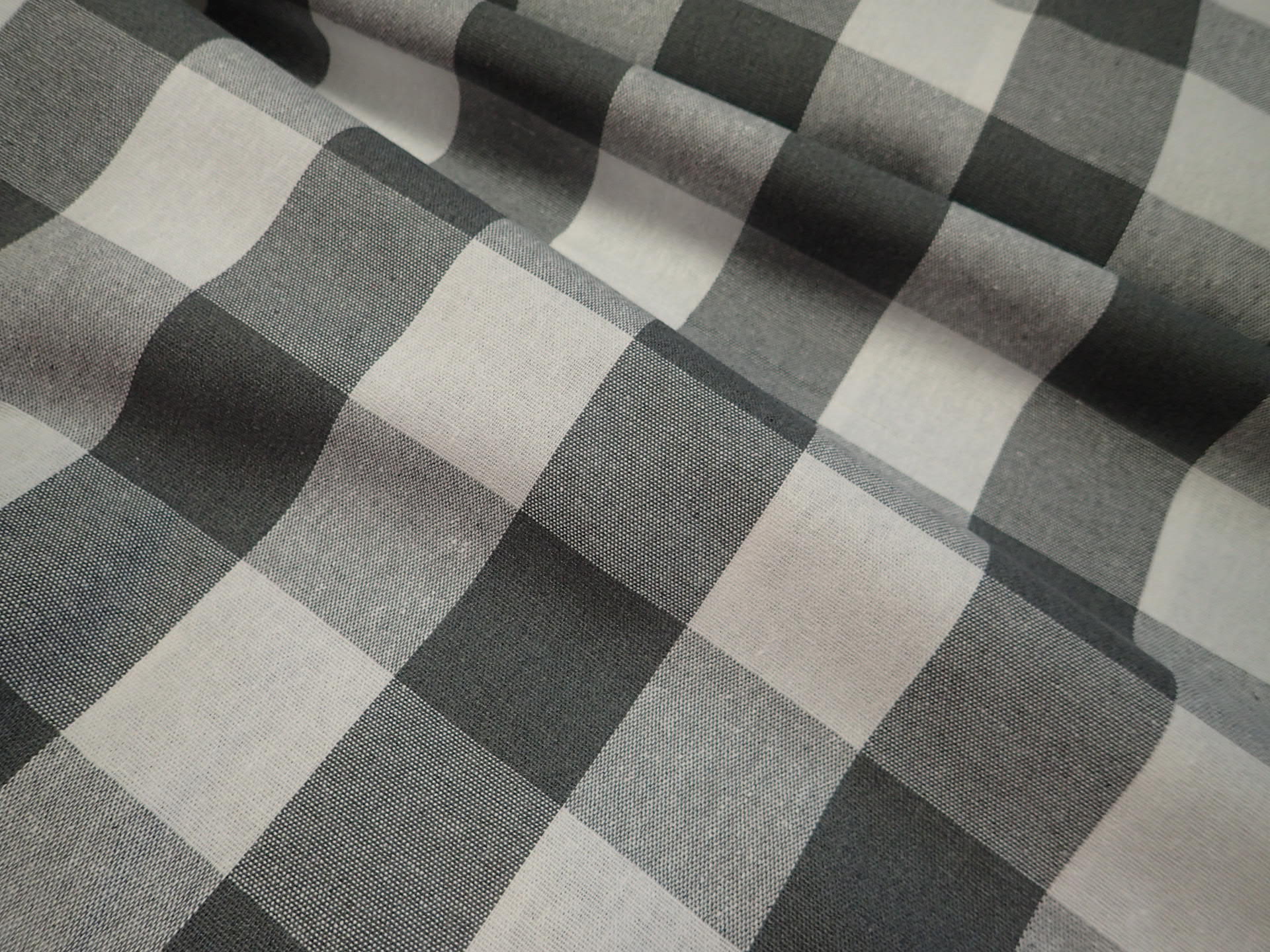 LÁTKA - ŠEDÁ KOSTKA - POTAHOVKA