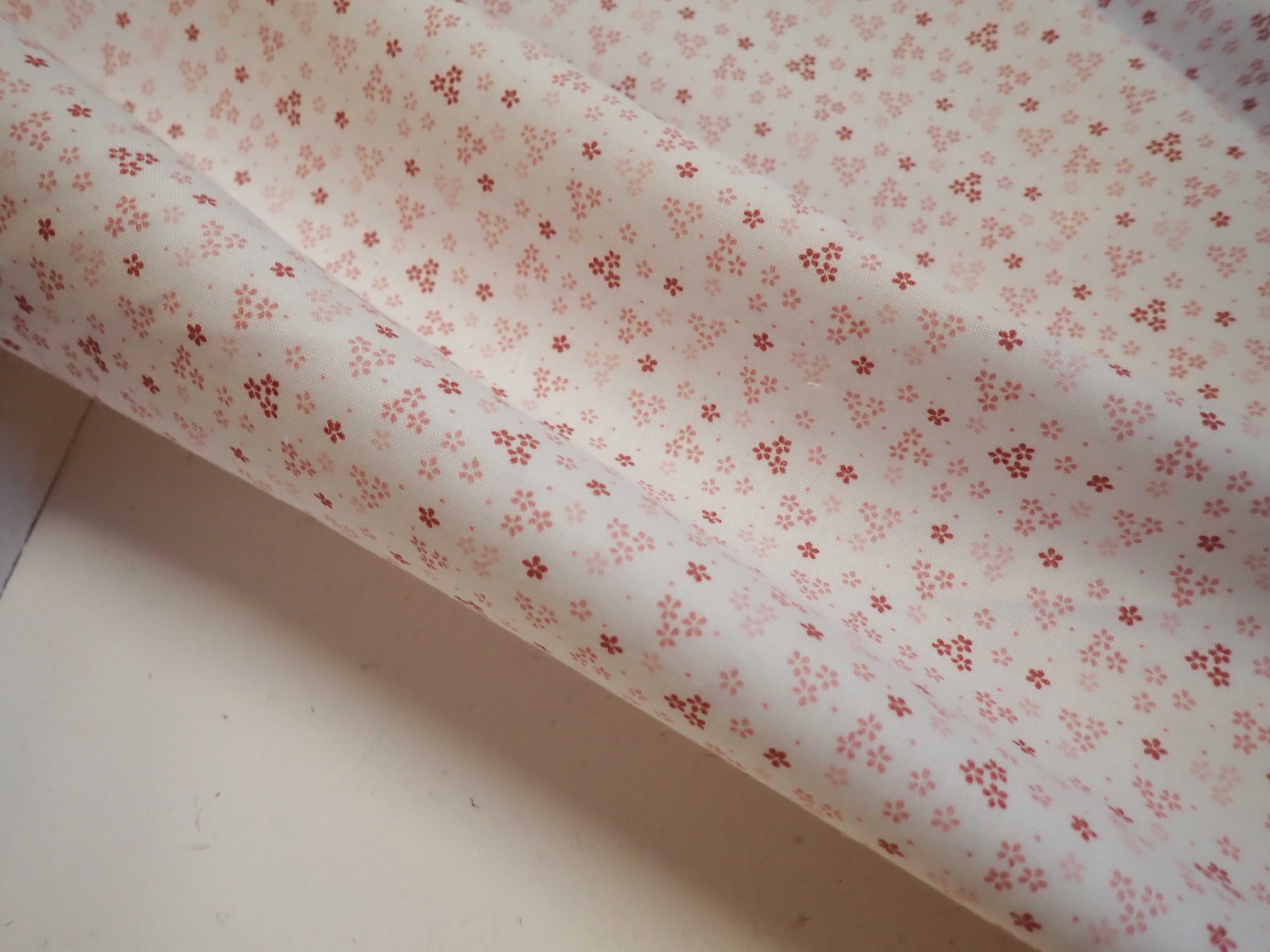 LÁTKA - STARORŮŽOVÉ KYTIČKY