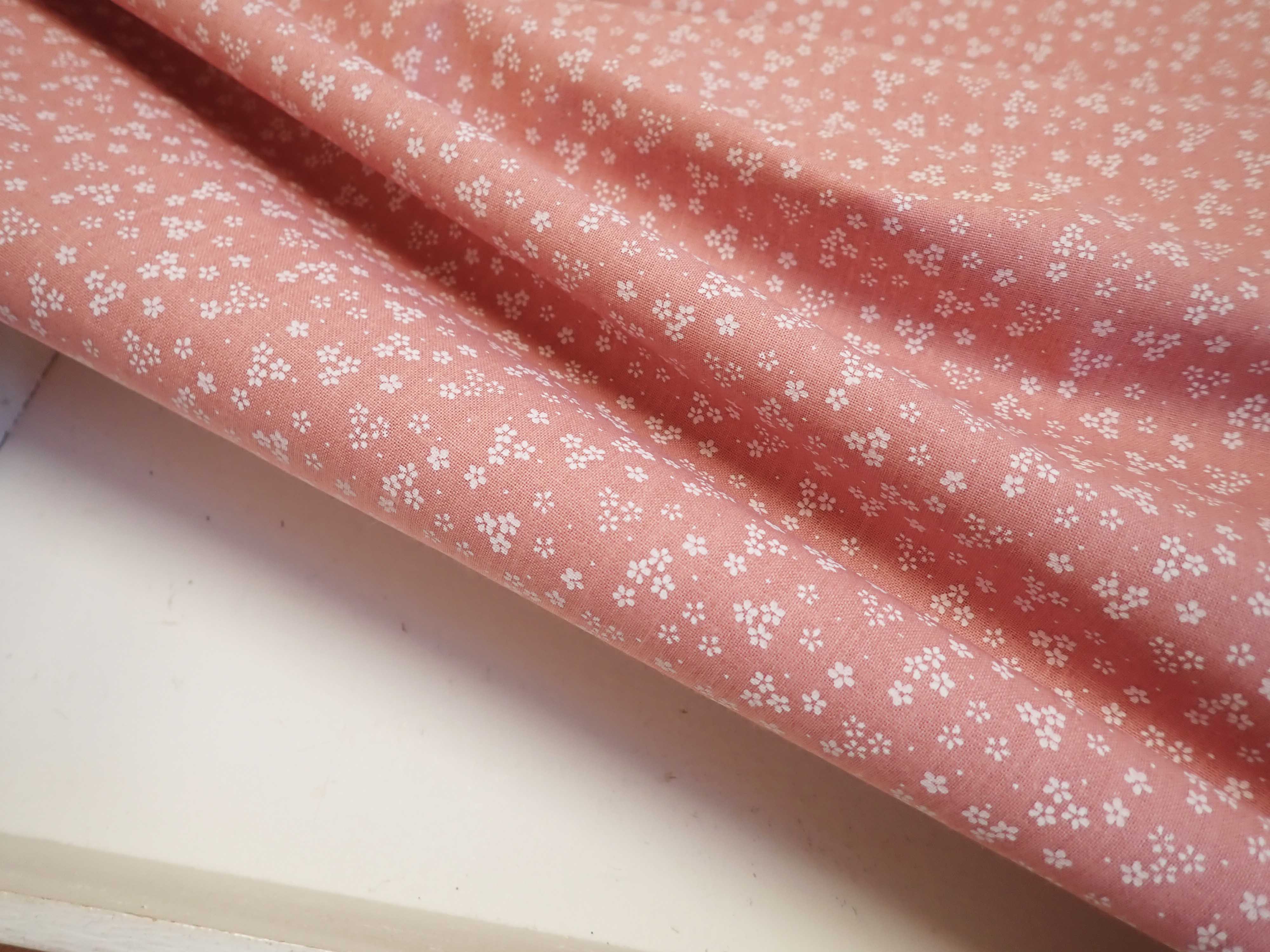 LÁTKA - STARORŮŽOVÉ KYTIČKY