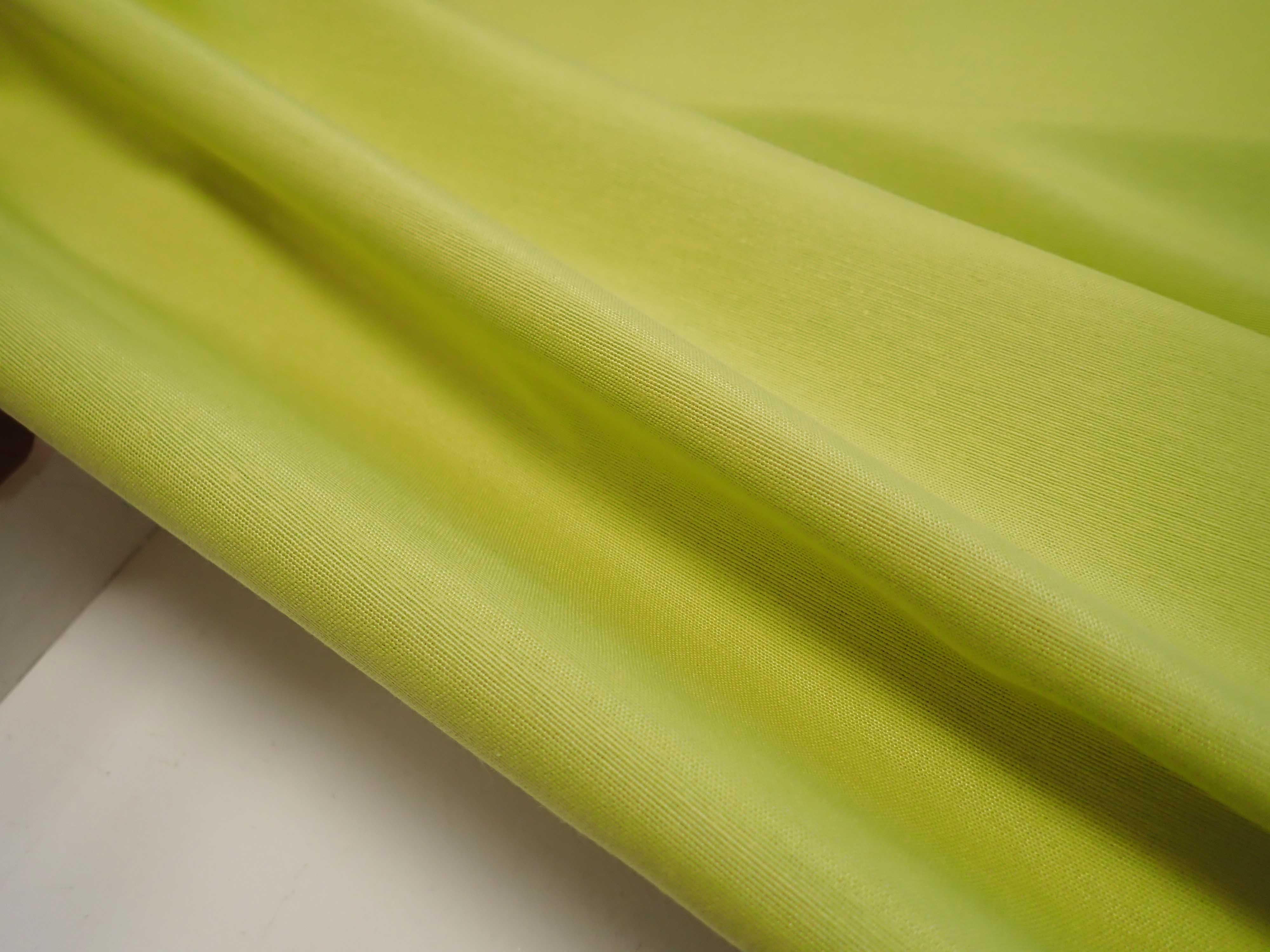 LÁTKA - POTAHOVKA - JEDNOBAREVNÁ JARNÍ ZELENÁ