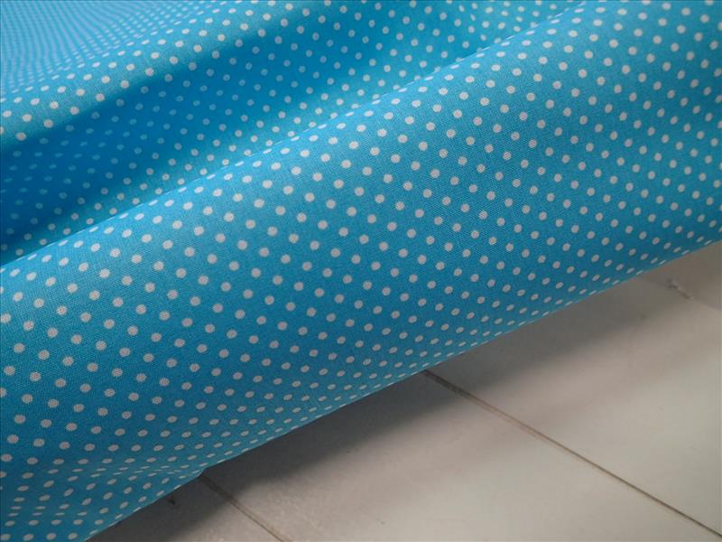 LÁTKA - TYRKYSOVÉ PUNTÍKY