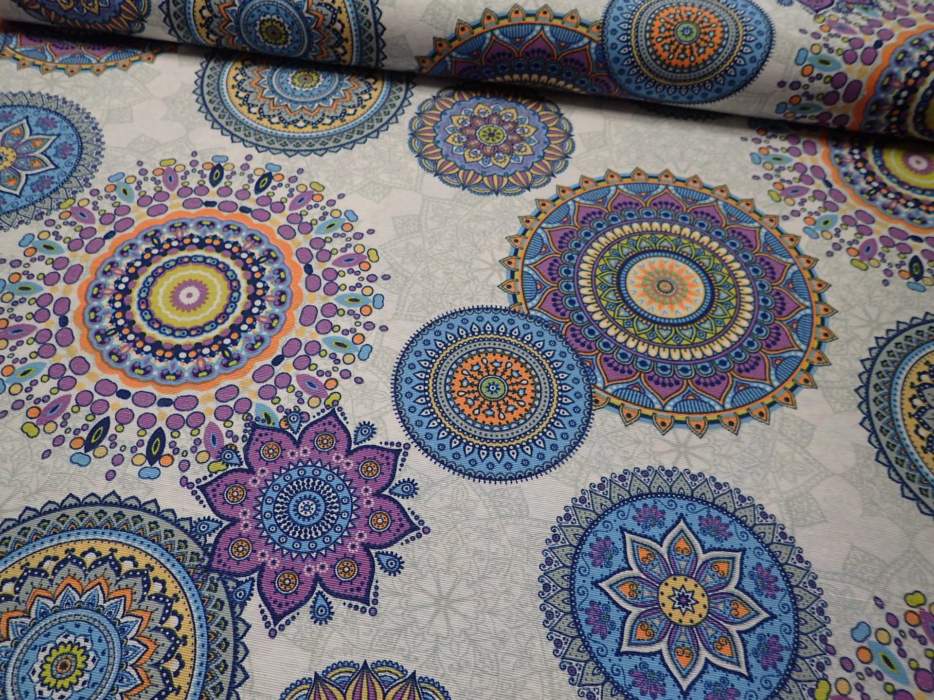 LÁTKA - POTAHOVKA - MANDALY