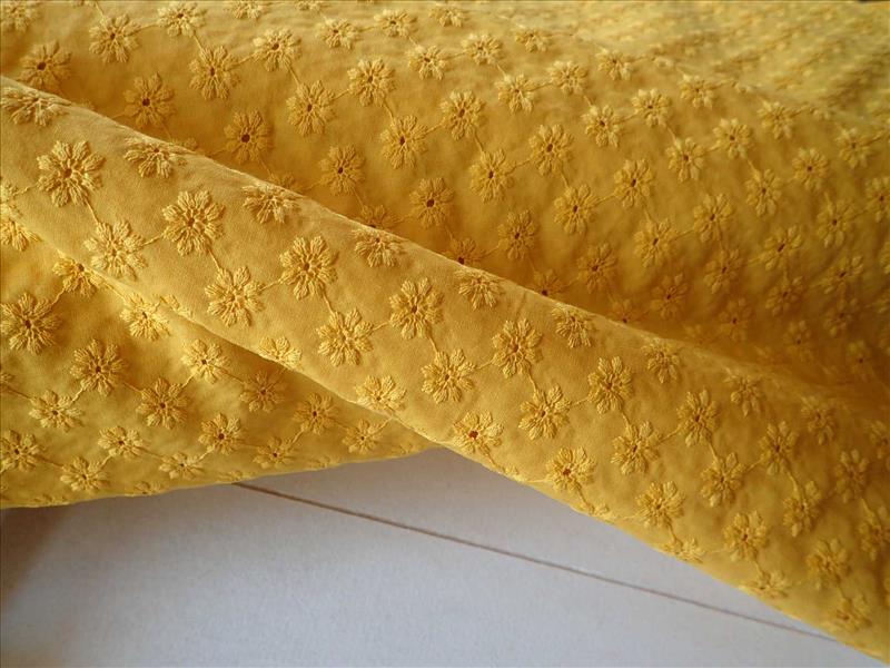 LÁTKA - ŽLUTÁ MADEIRA