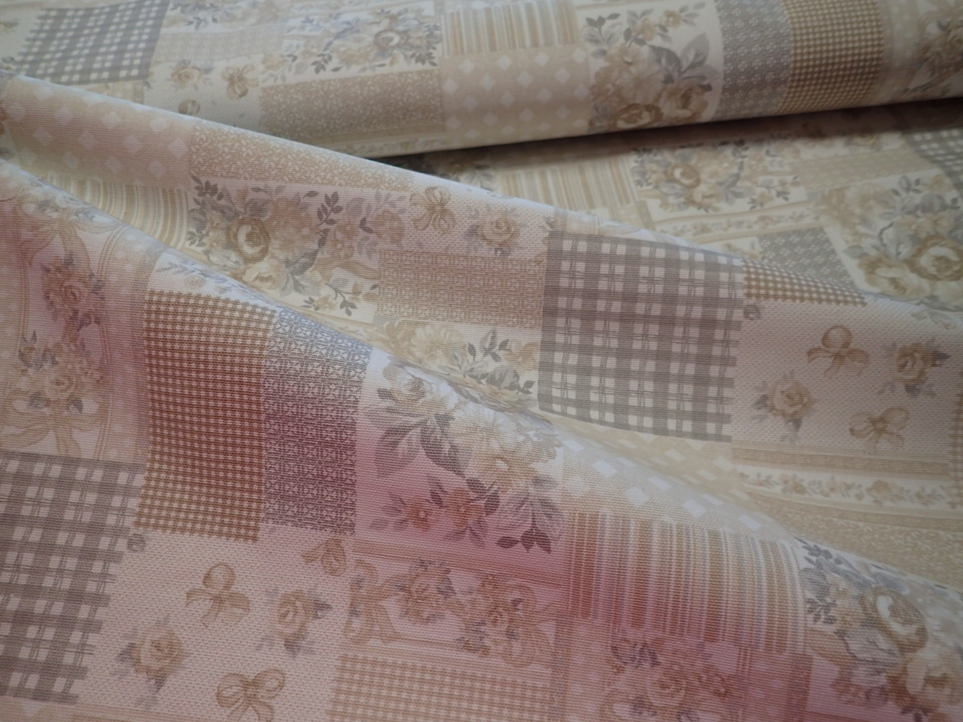 LÁTKA - POTAHOVKA - PATCHWORK