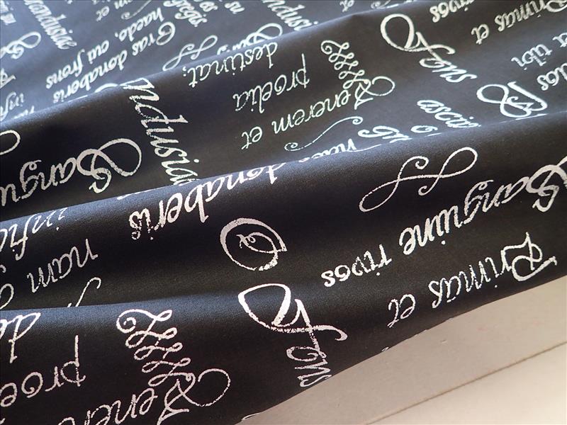 LÁTKA - ČERNÁ + BÍLÉ  PÍSMO