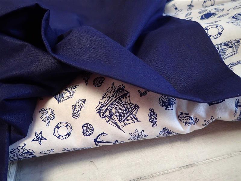 LÁTKA - JEDNOBAREVNÁ - TMAVĚ MODRÁ