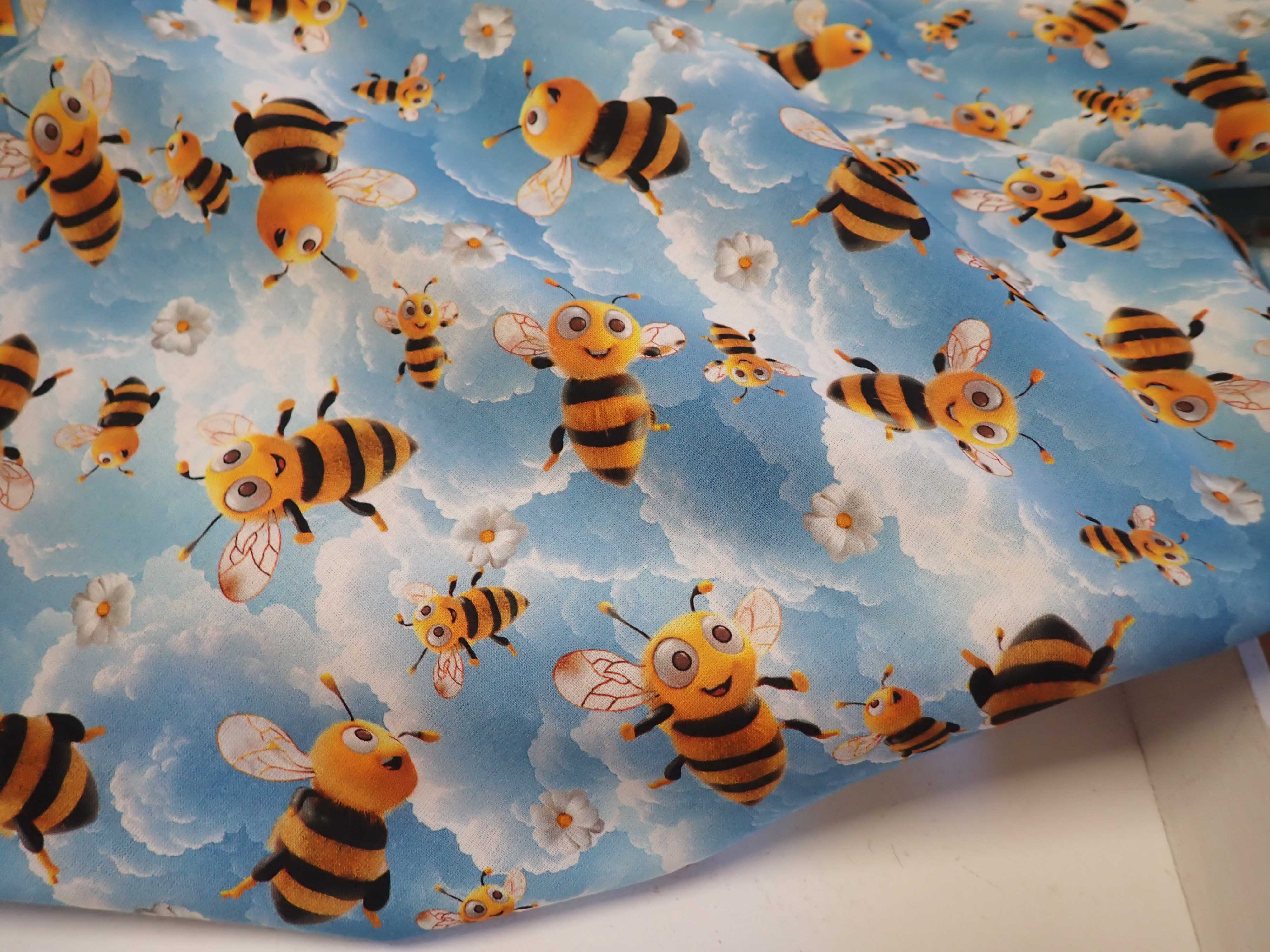 LÁTKA - VČELIČKY - POPELÍN