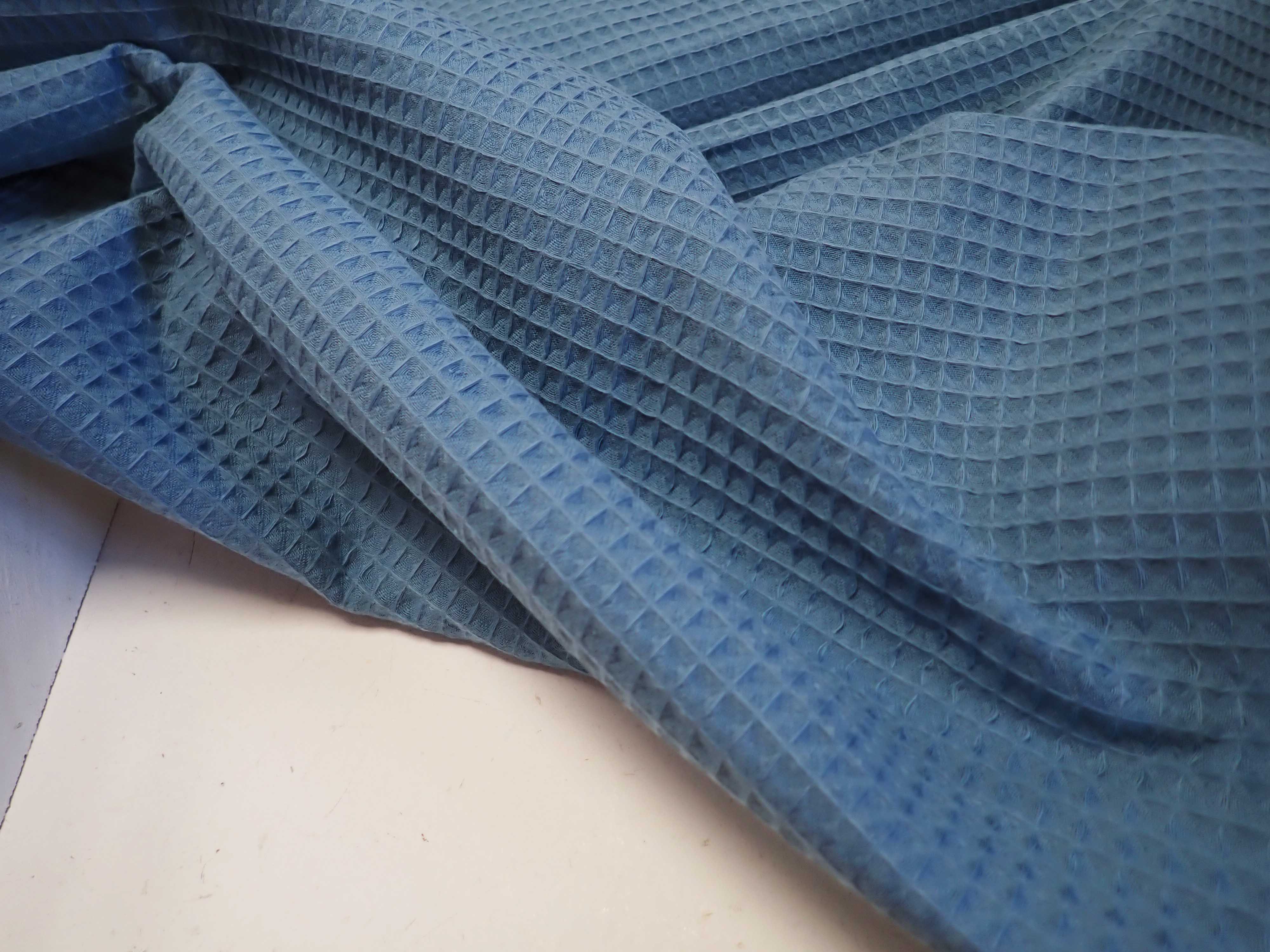 LÁTKA - VAFLE - DŽÍNOVÁ