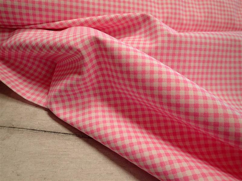 LÁTKA - RŮŽOVÁ  KOSTIČKA