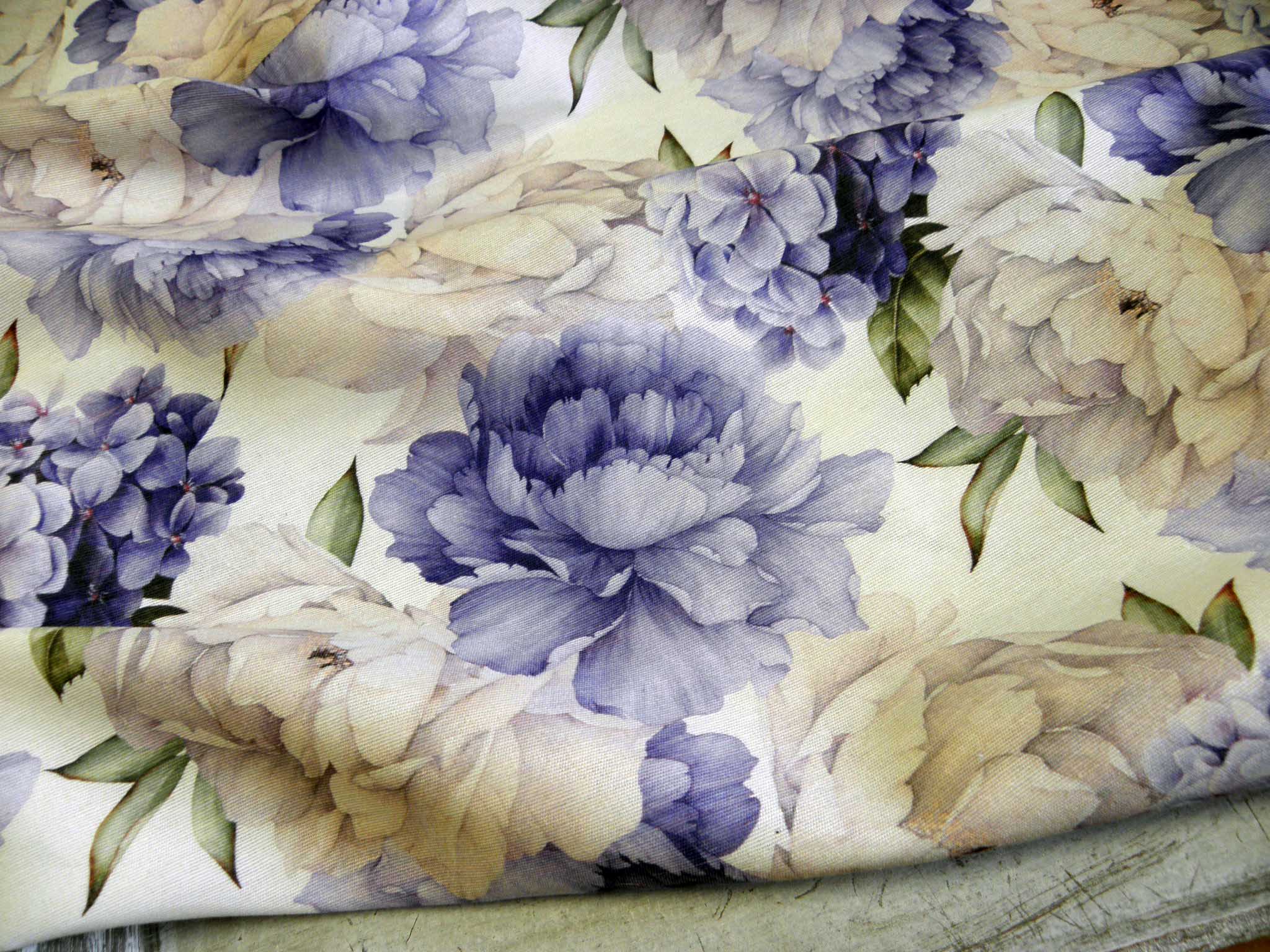 LÁTKA - POTAHOVKA - MODRÉ KVĚTY