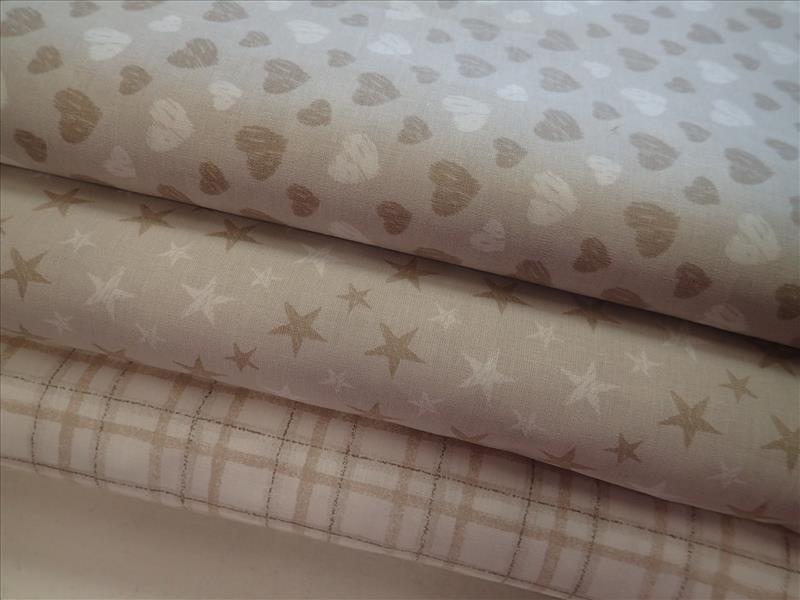 LÁTKA - BÉŽOVÁ + HVĚZDIČKY