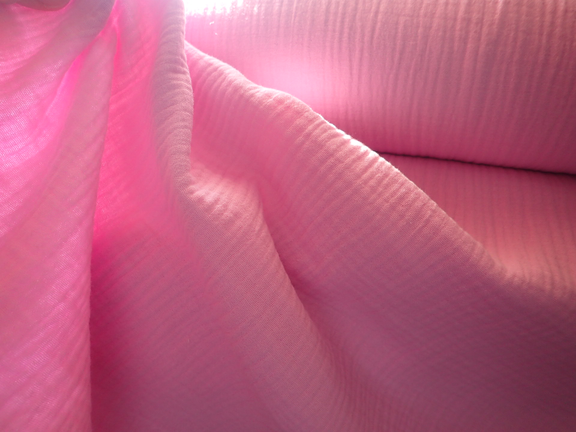 LÁTKA - DVOJITÁ GÁZOVINA - MUŠELÍN - RŮŽOVÁ