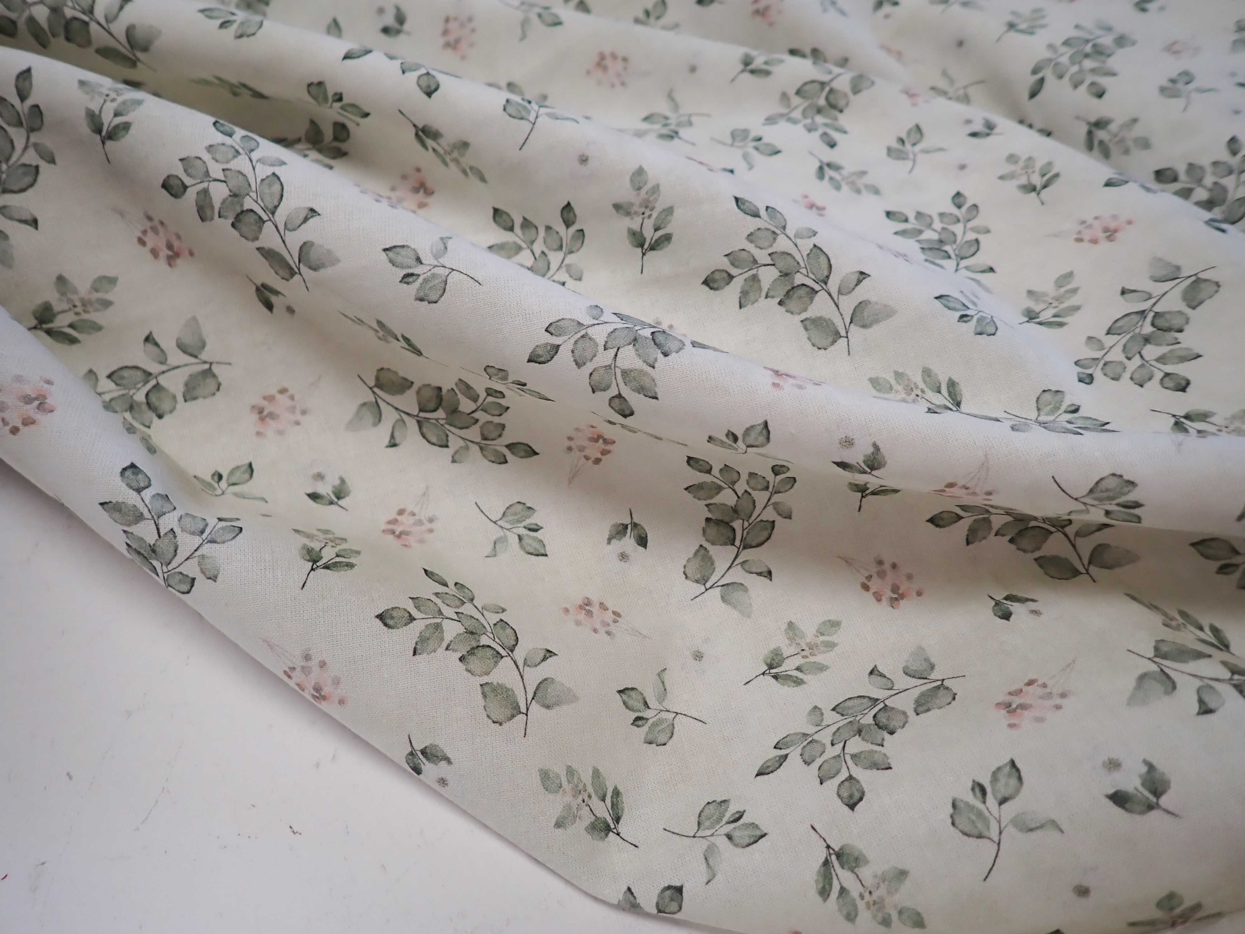 LÁTKA - POPELÍN - VĚTVIČKY