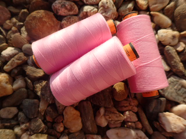 nit - SVĚTLE RŮŽOVÁ - AMANN - BELFIL S - 100% polyesterová - VYSOCEPEVNOSTNÍ - 1000 m