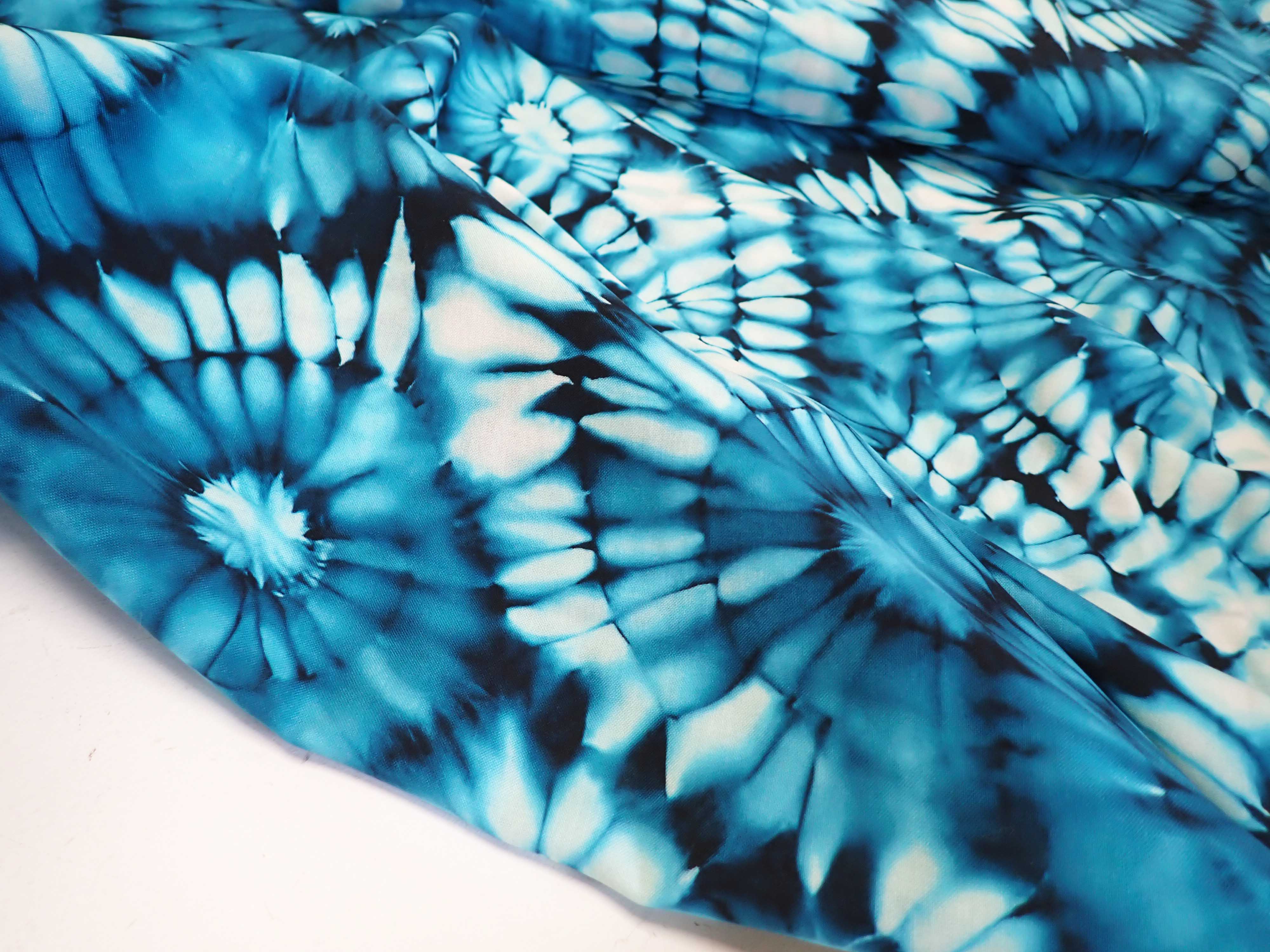 LÁTKA - UMĚLÉ HEDVÁBÍ - FOTOTISK - MANDALY